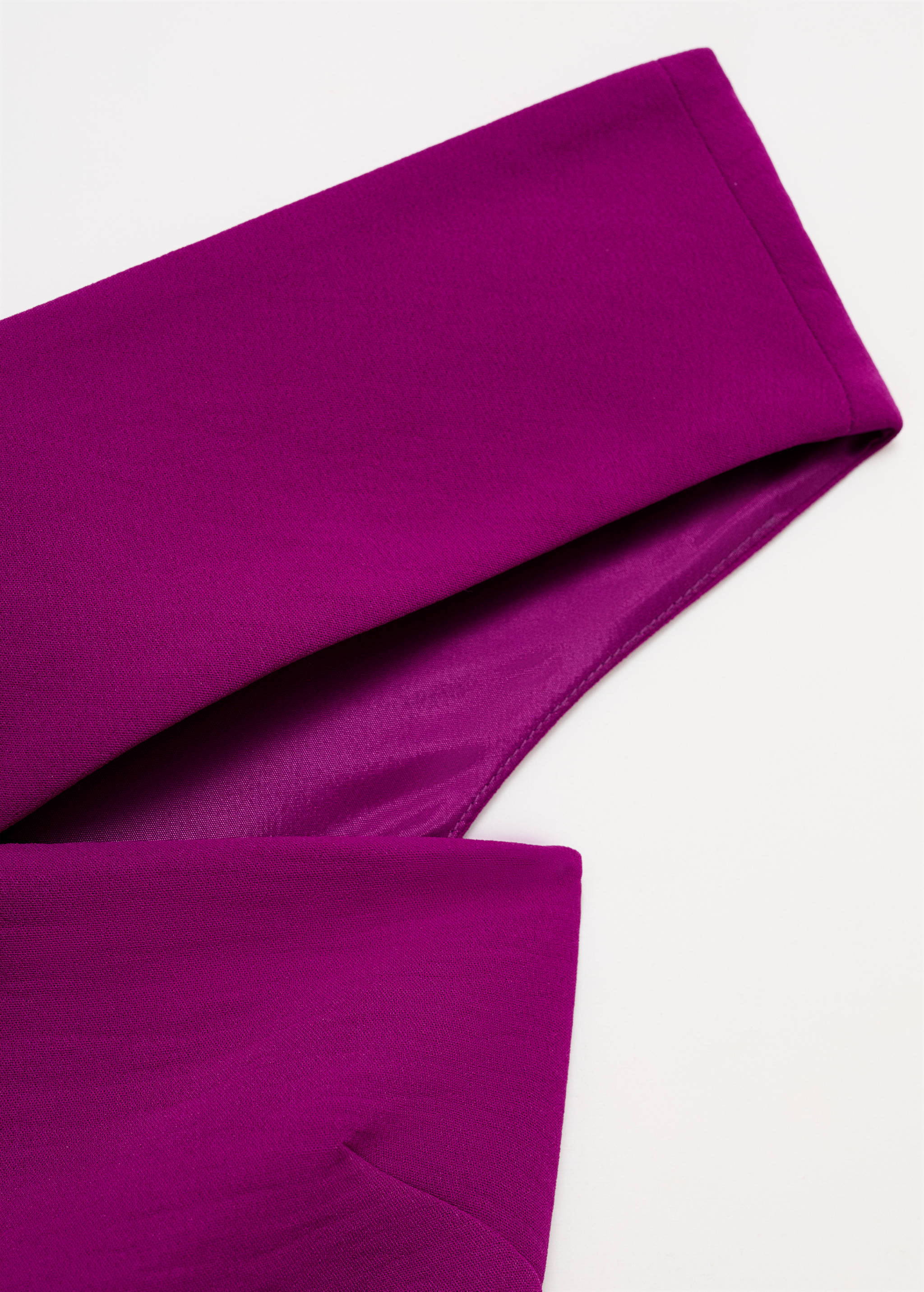 Combinaison à col asymétrique - Détail de l'article 8