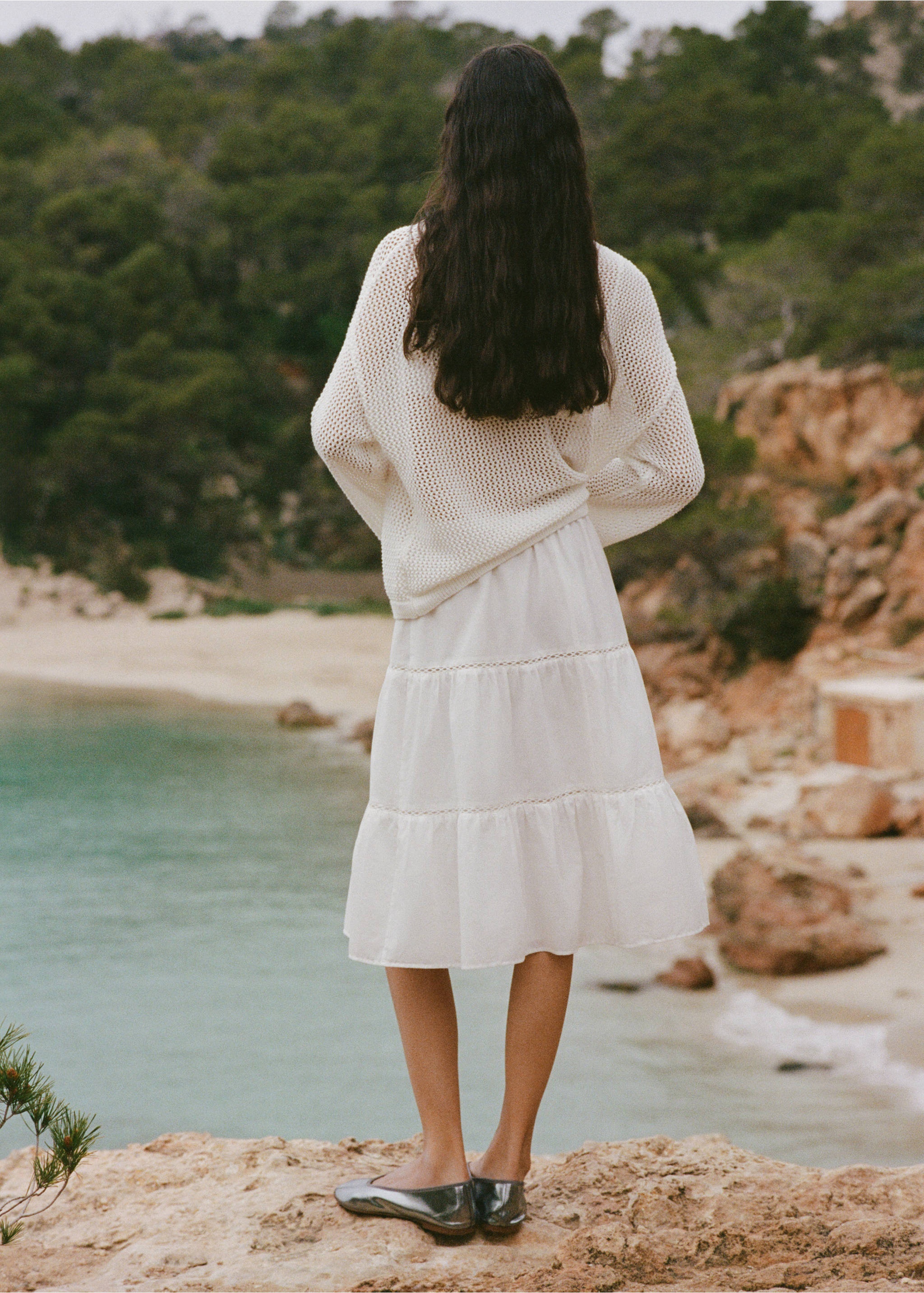 Flared midi skirt - Reverse of the article, White. Ref: 87069206-00.