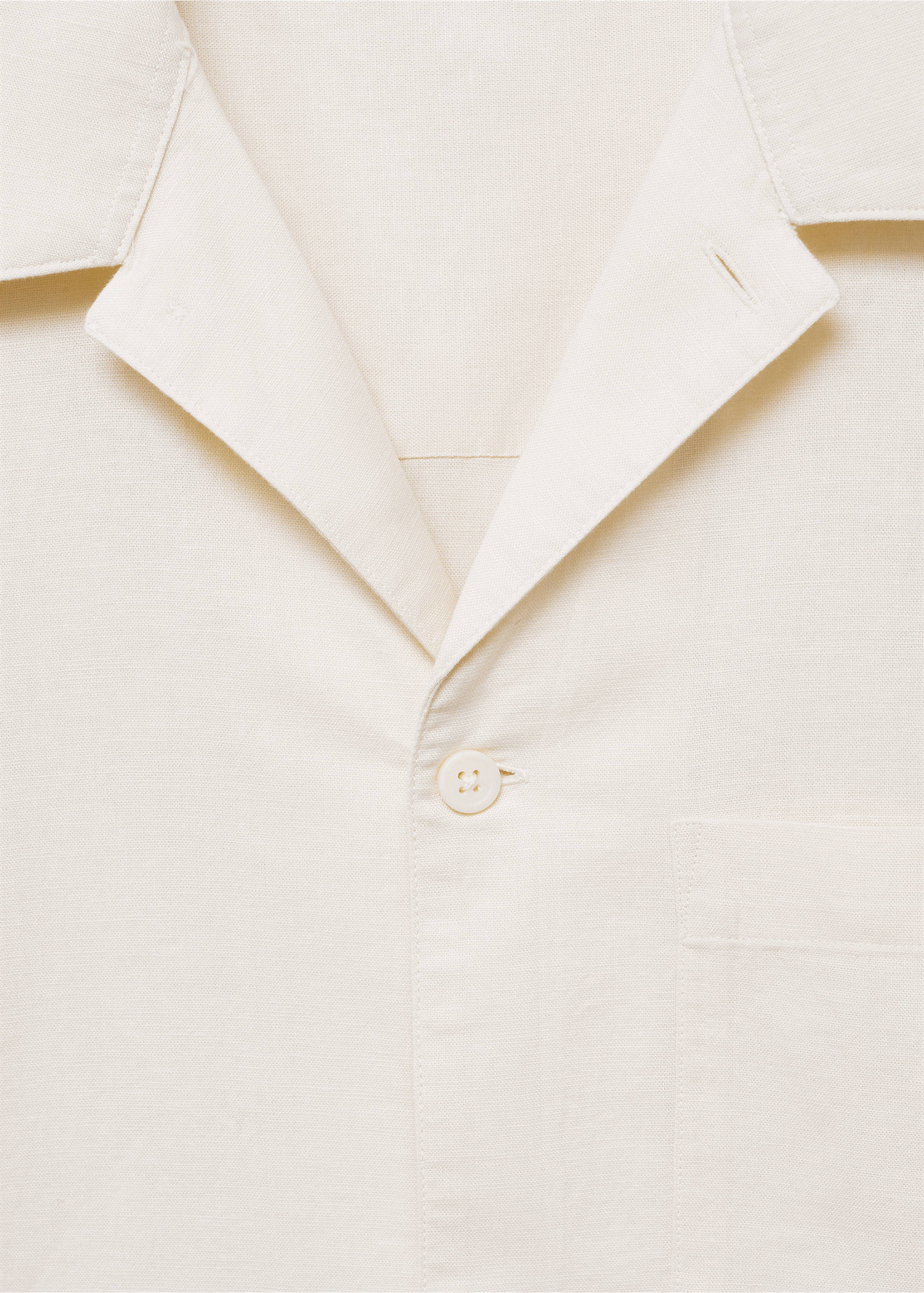 Camisa lli coll bowling butxaca - Detall de l'article 8, Blanc ivori. Ref: 87069213-00.