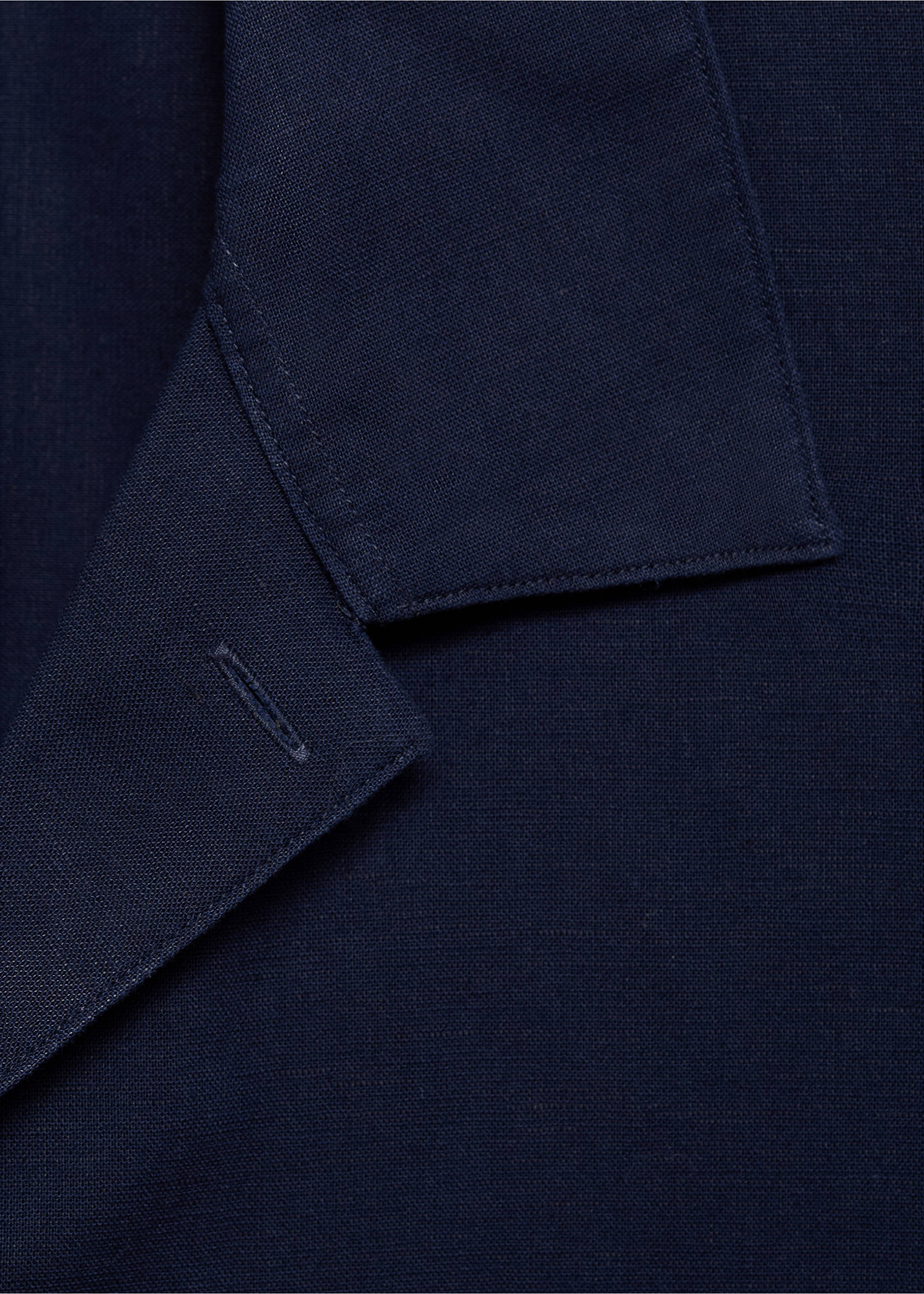 Linen shirt with bowling collar and pocket - Details of the article 8, Ink Blue. Ref: 87069213-00.