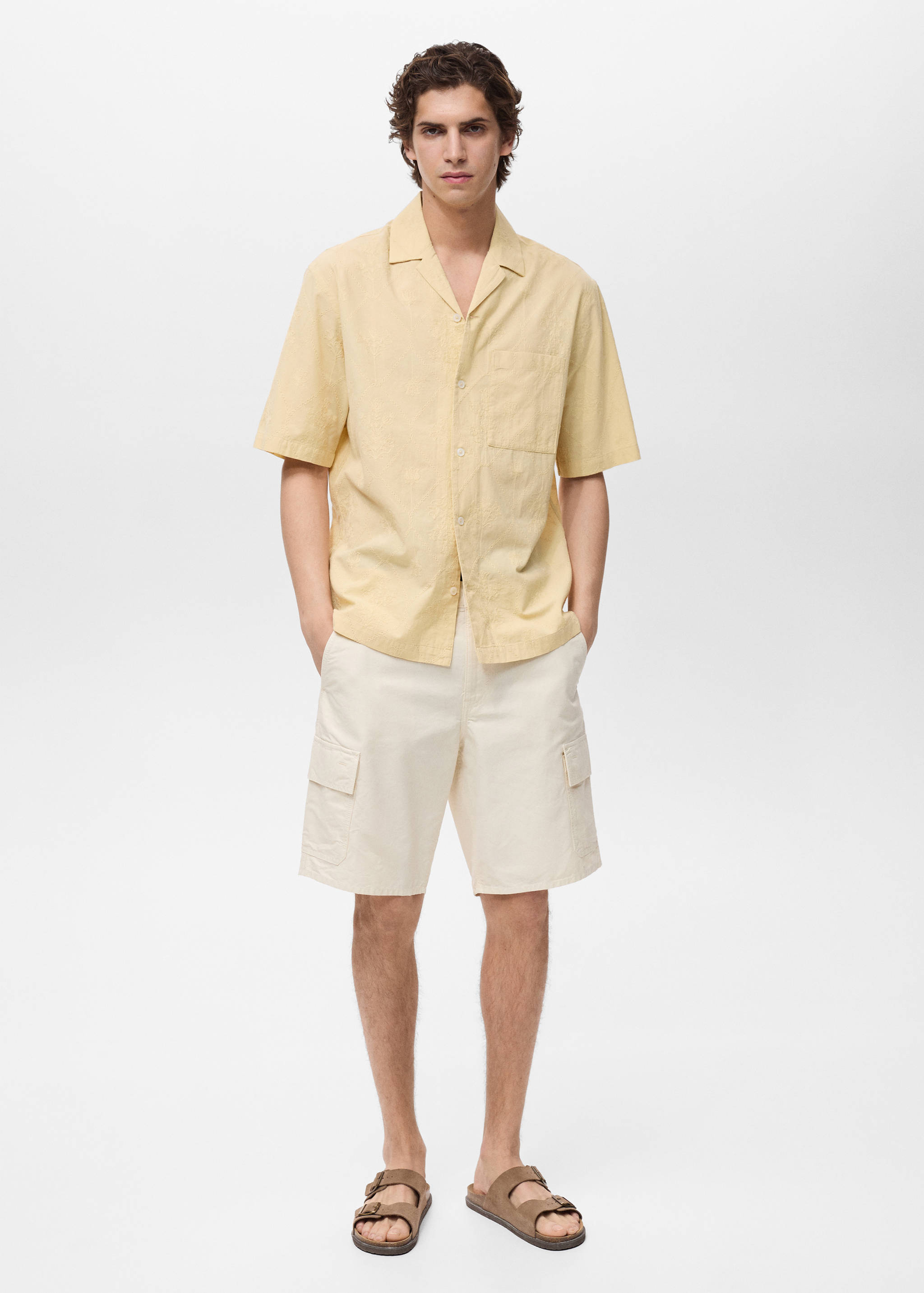 Shirt with embroidered bowling collar - General plane