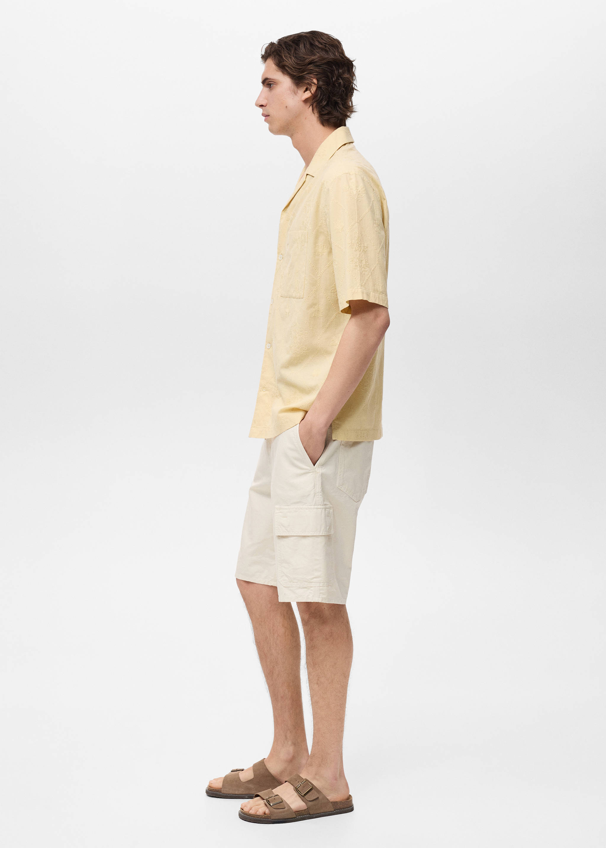 Shirt with embroidered bowling collar - Details of the article 2