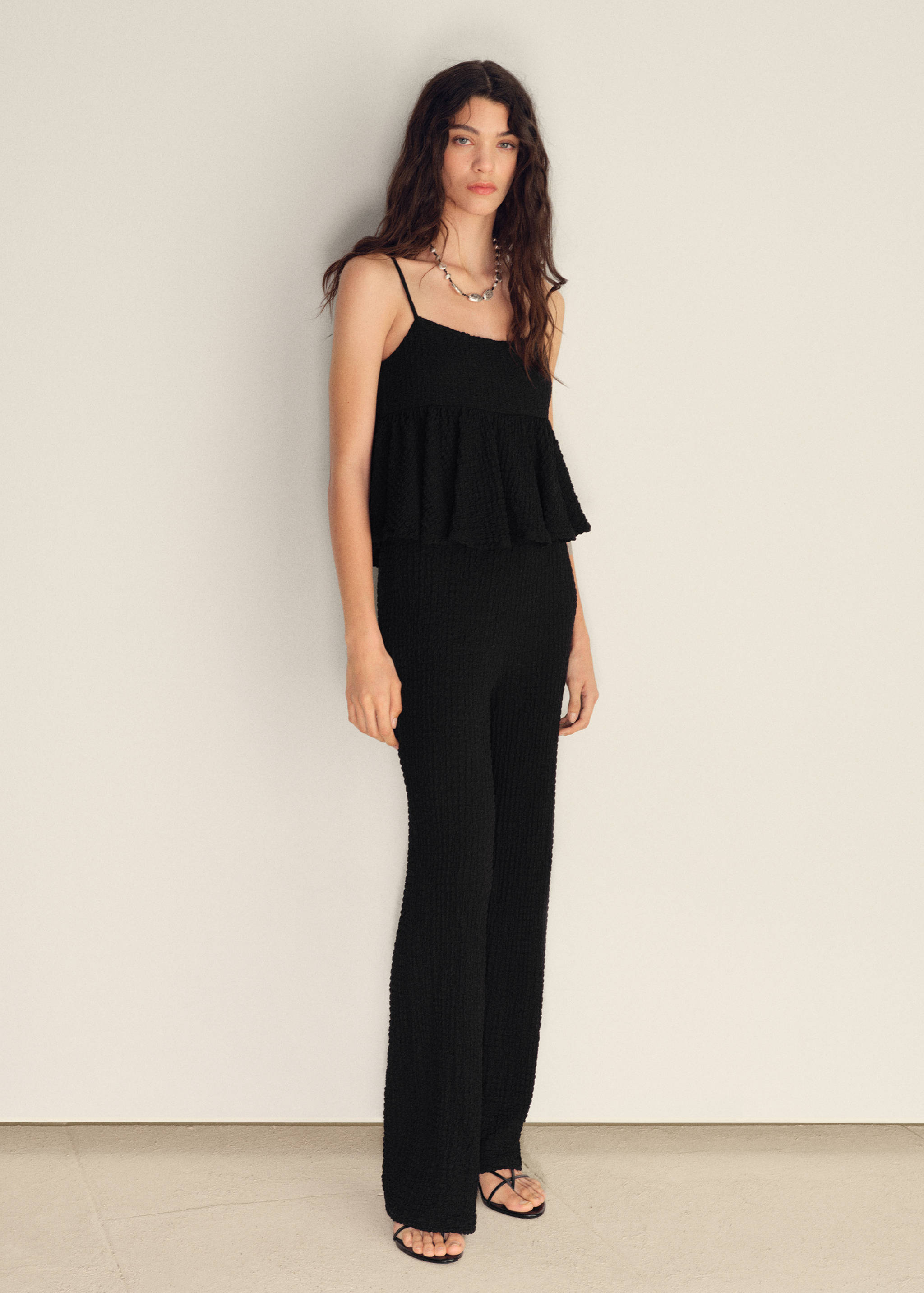 Textured trousers - General plane