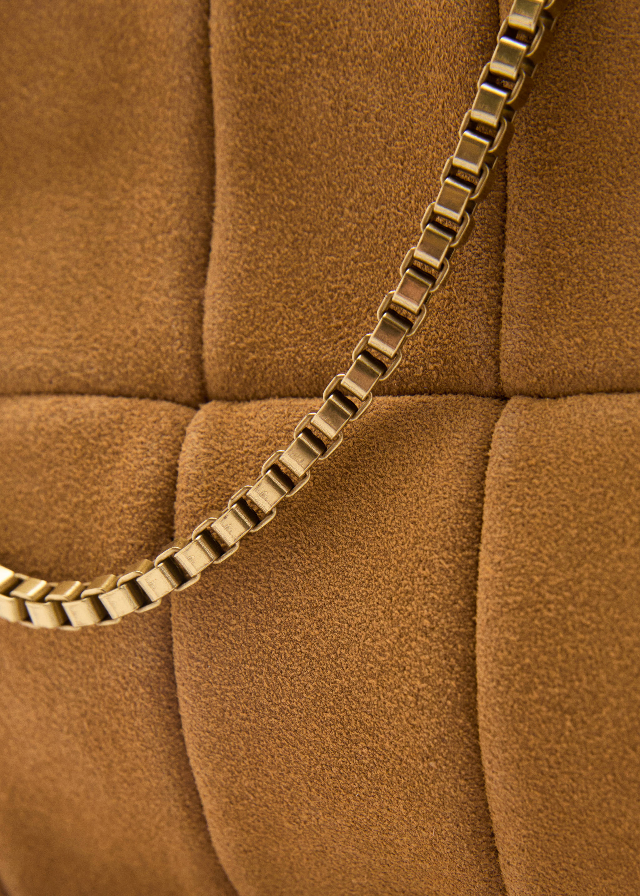 Baguette Bag aus Wildleder - Detail des Artikels 2