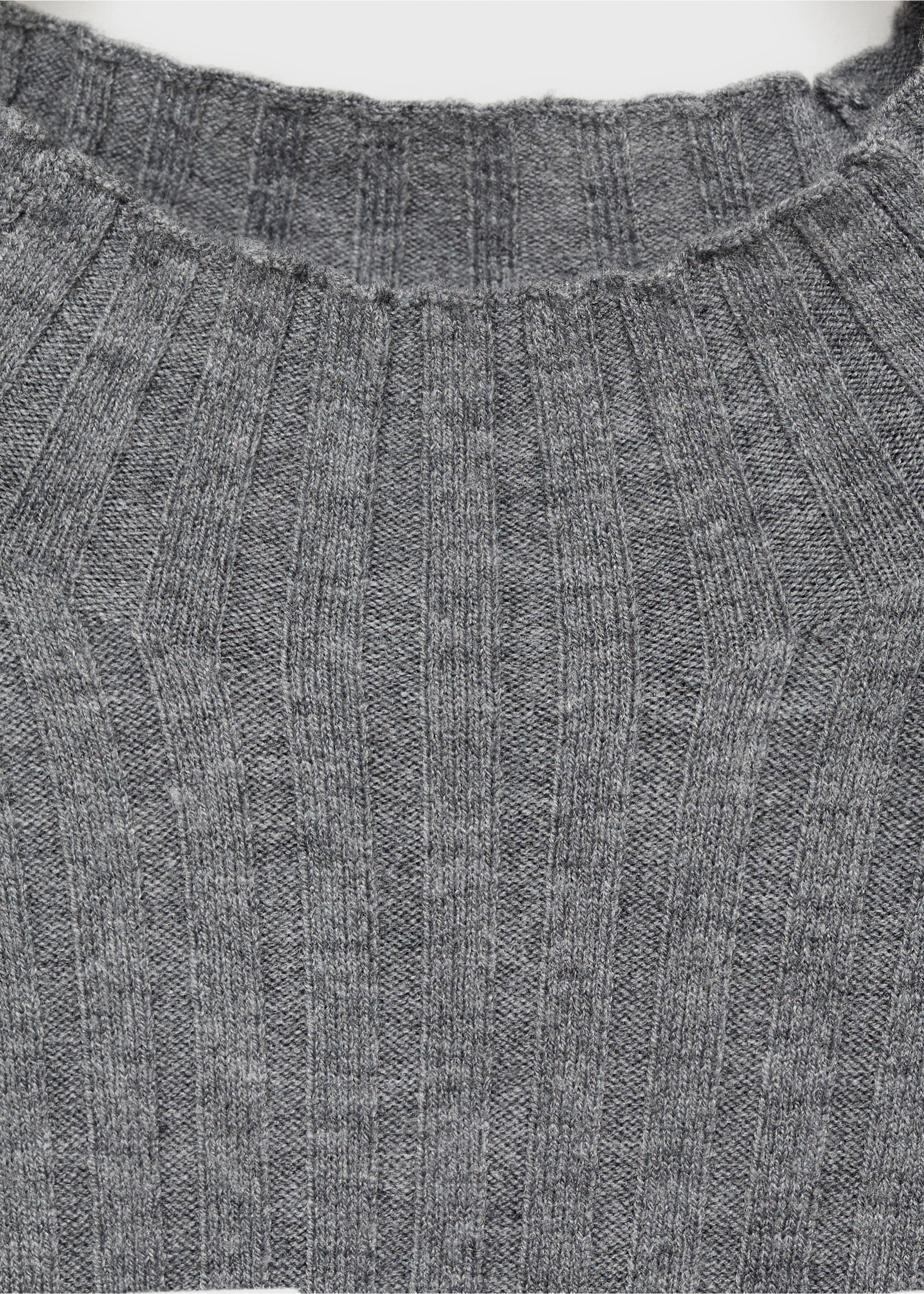 Stickad klockad klänning perkinskrage - Detaljer om artikeln 8, Medium Heather grå. Ref: 87070424-00.