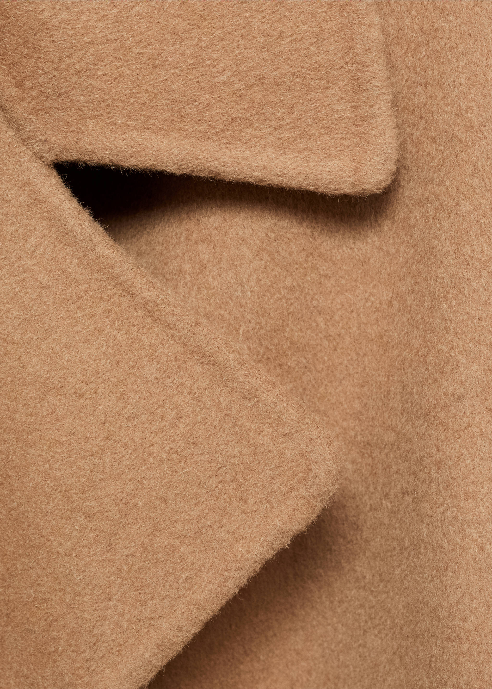 Manteau fait main avec ceinture - Détail de l'article 8, Marron moyen. Ref: 87070426-00.