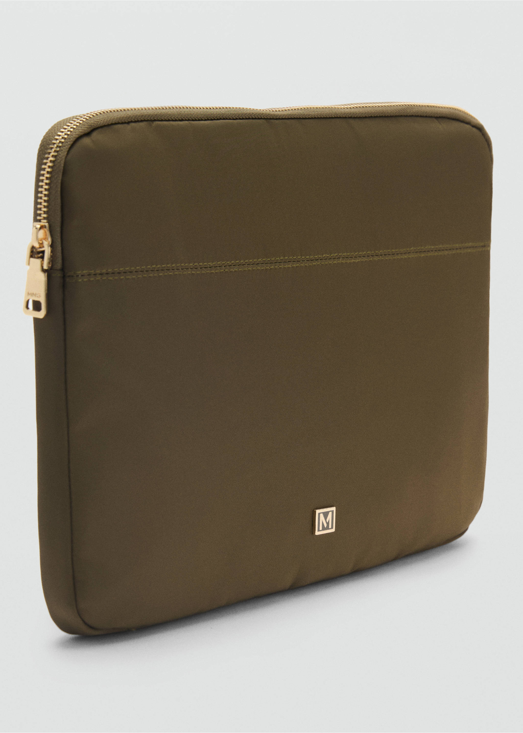 Funda nylon cremallera - Plano medio, Khaki. Ref: 87070427-00.