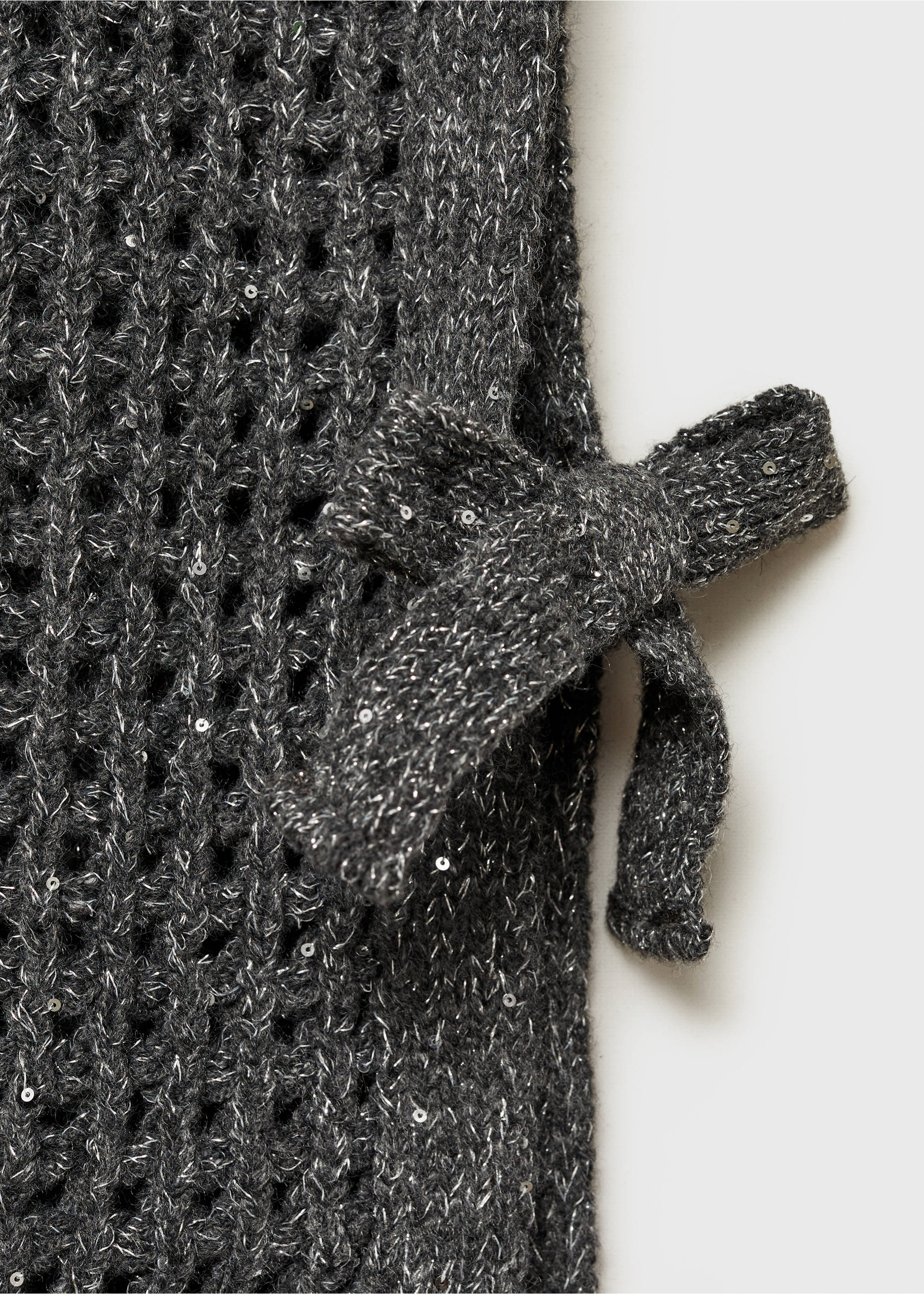 Lochstrickpullunder aus Lurex - Detail des Artikels 0, Anthrazit. Ref: 87070431-00.