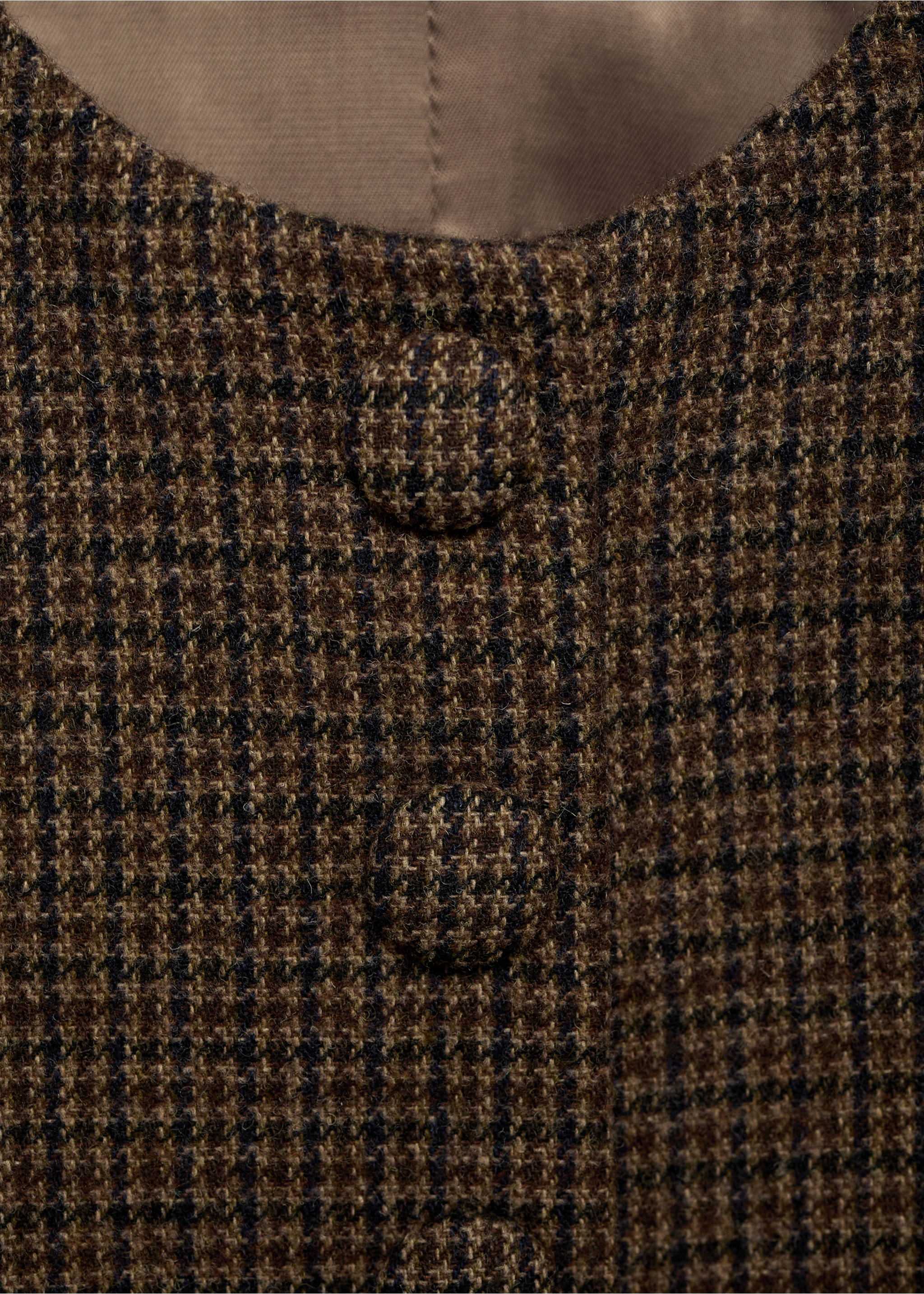 Micro-houndstooth wool vest - Details of the article 8, Brown. Ref: 87070434-00.
