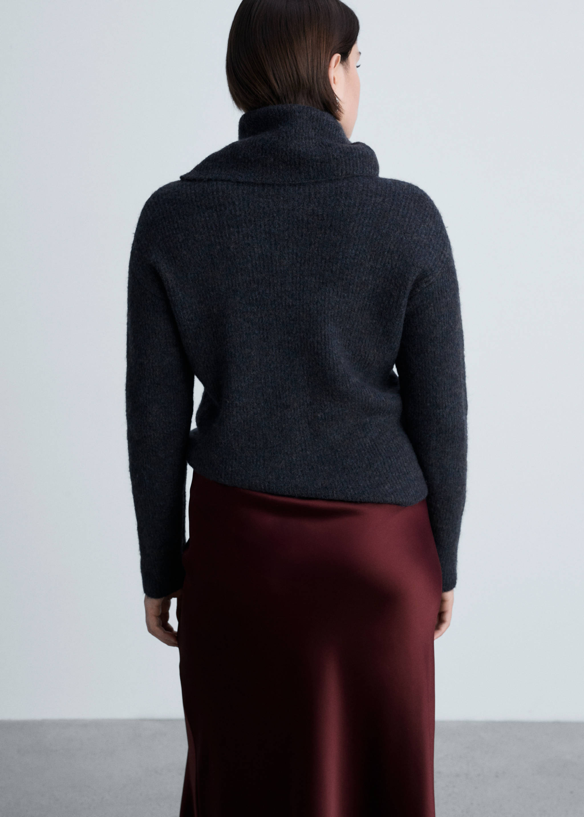 Midi satin skirt - Details of the article 4