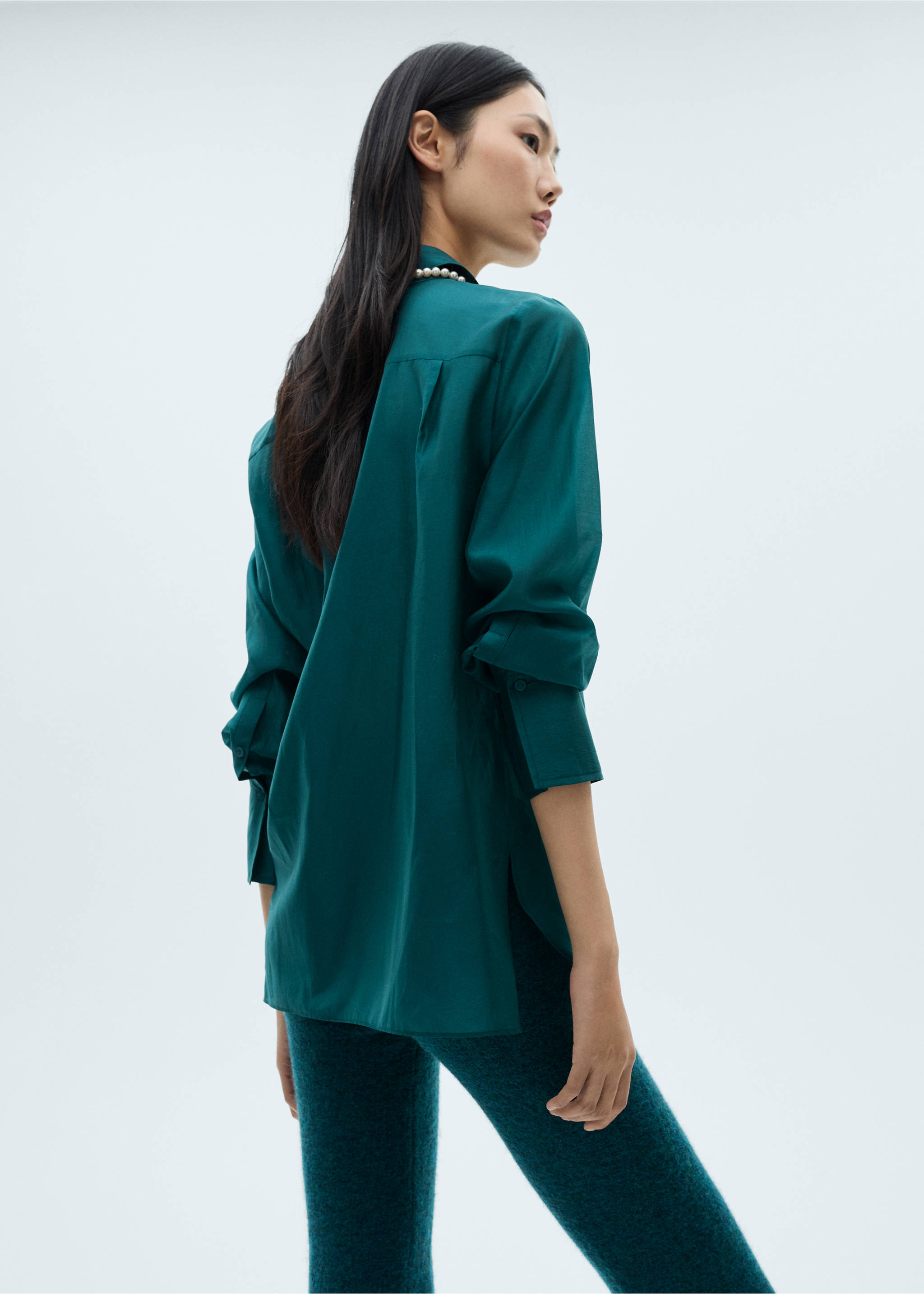 Satin shirt with hidden buttons - Reverse of the article, Medium Brown. Ref: 87070596-00.