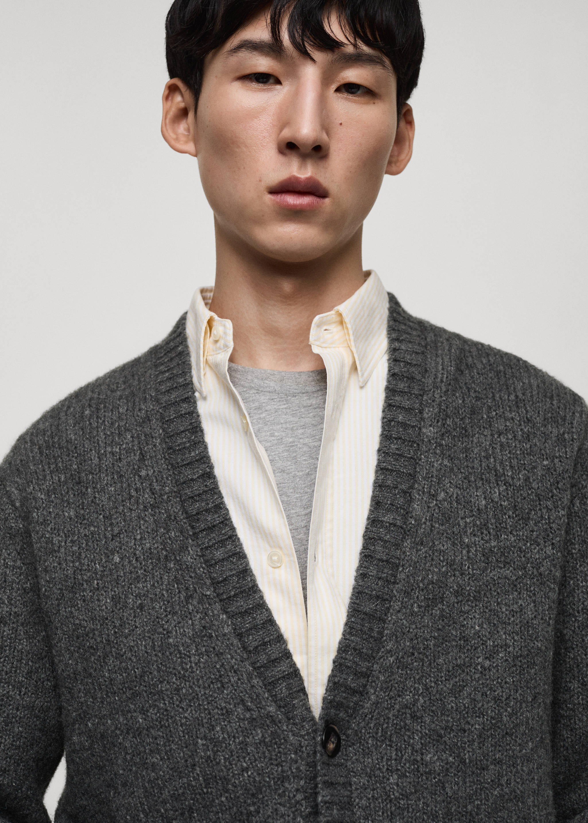 Cardigan de malha com mescla de lã - Pormenor do artigo 1