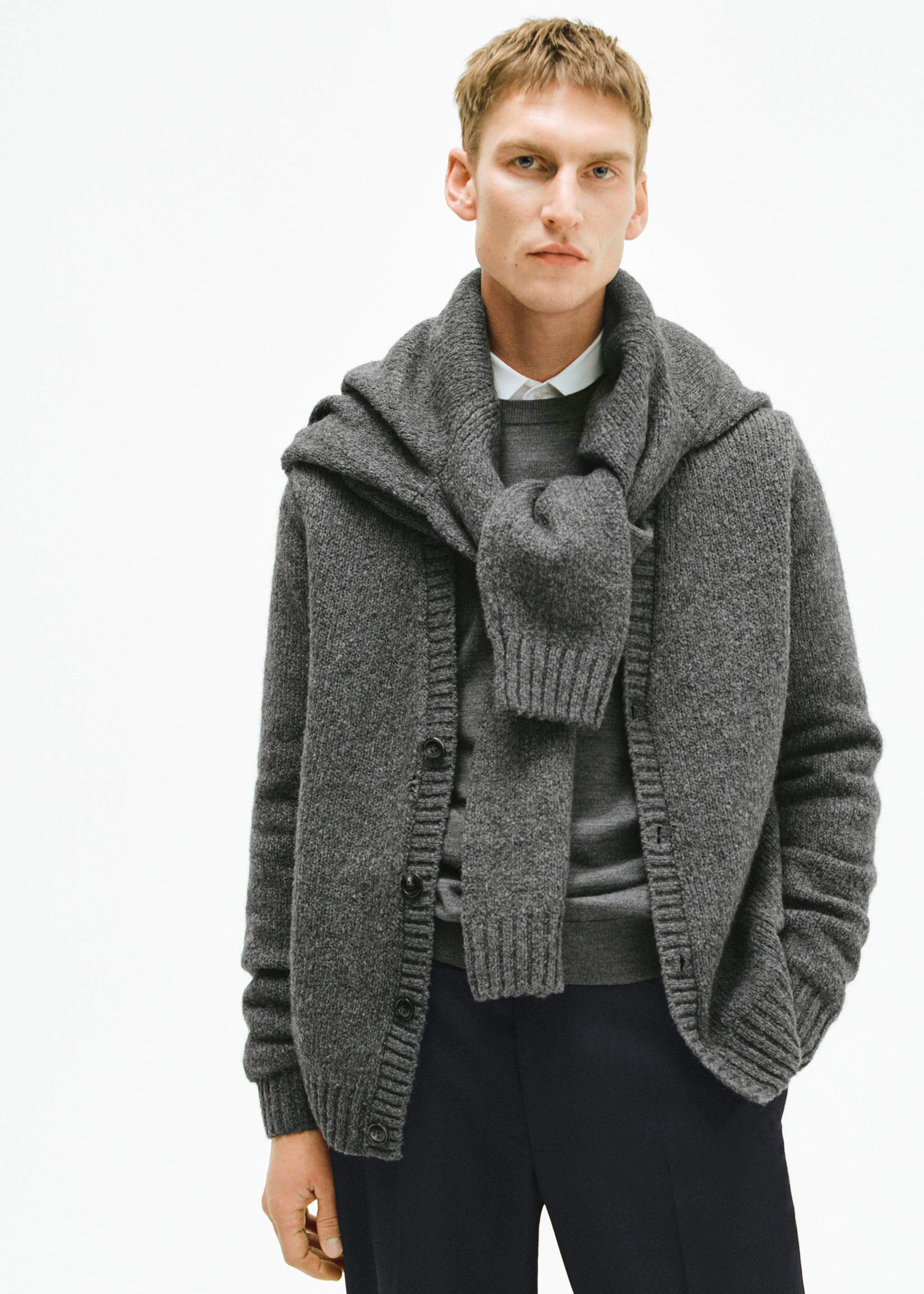 Cardigan de malha com mescla de lã - Pormenor do artigo 3