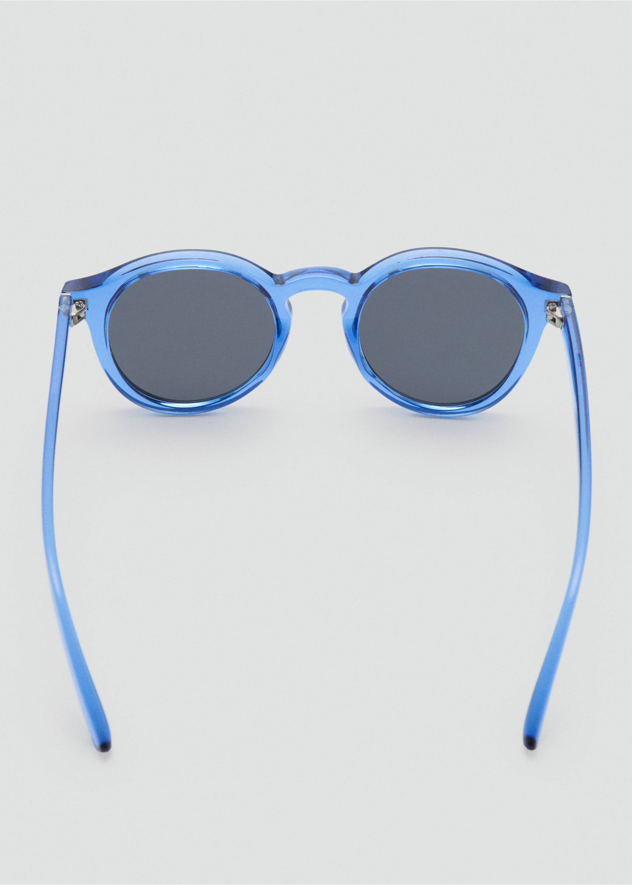 Lunettes de soleil monture ronde - Détail de l'article 1, Bleu marine foncé. Ref: 87070605-00.