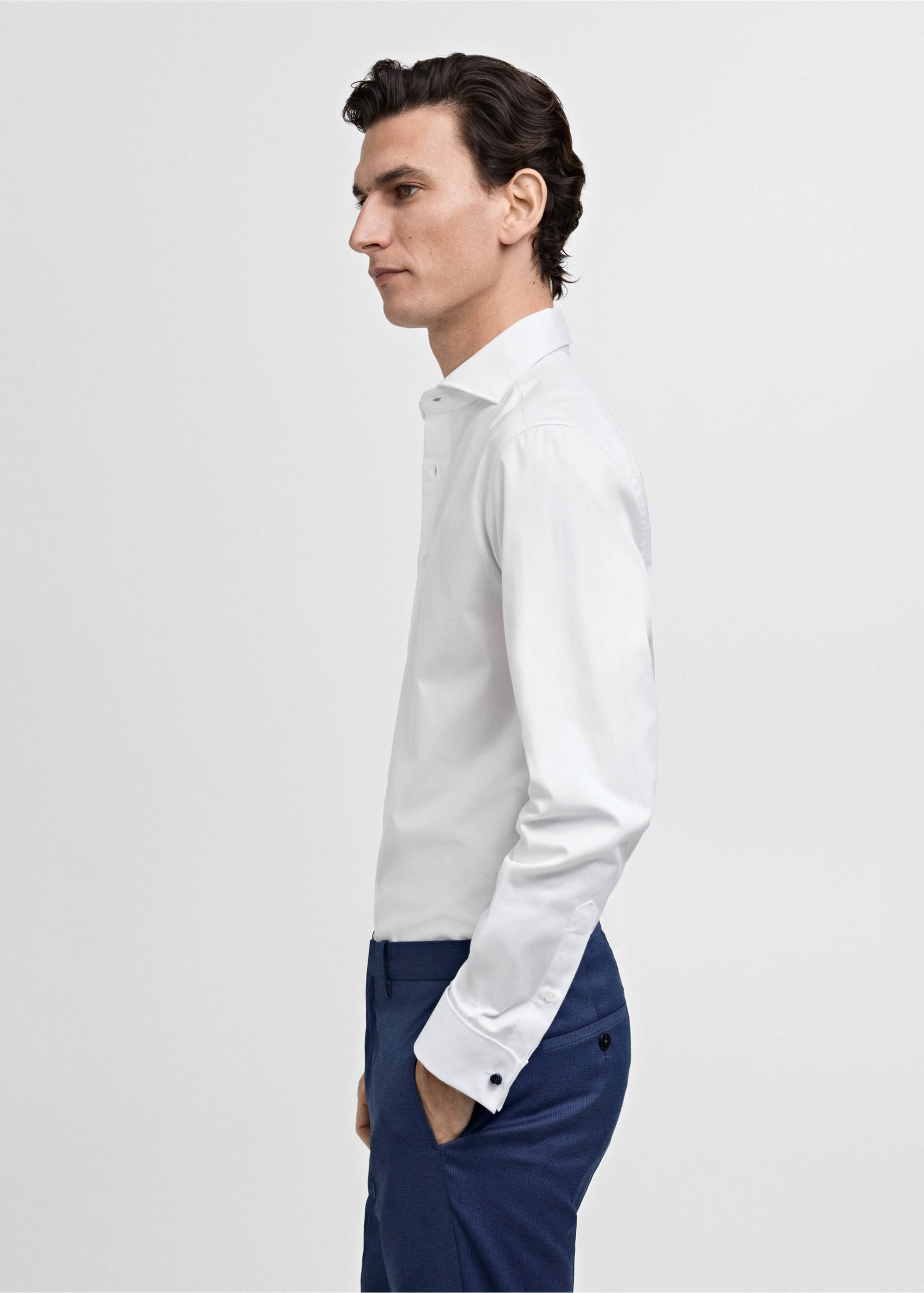 Camisa gemelos traje slim fit tejido twill - Detalle del artículo 1, Blanco. Ref: 87070607-00.