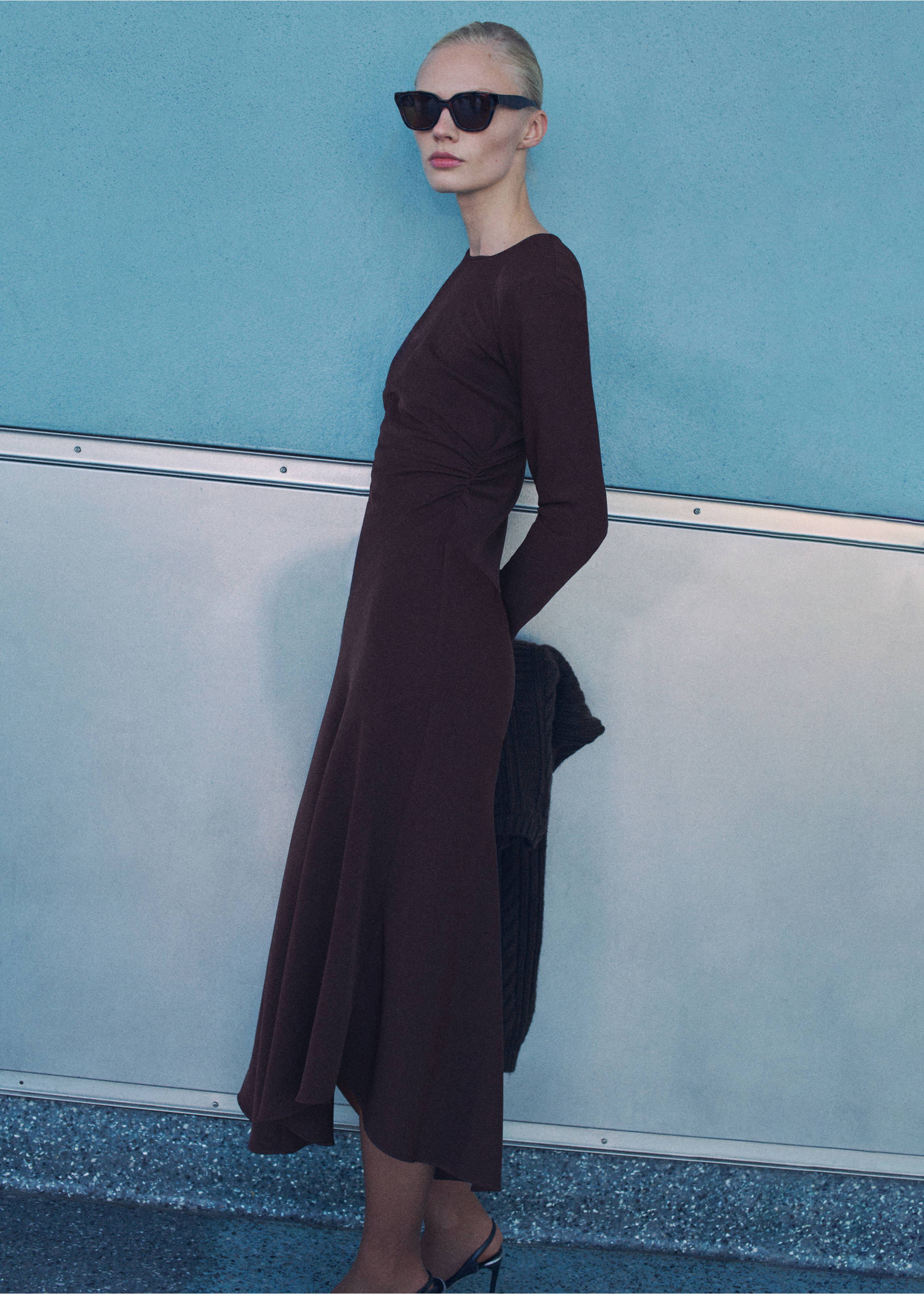 Midi-dress with draped waist - Medium plane, Brown. Ref: 87070609-00.