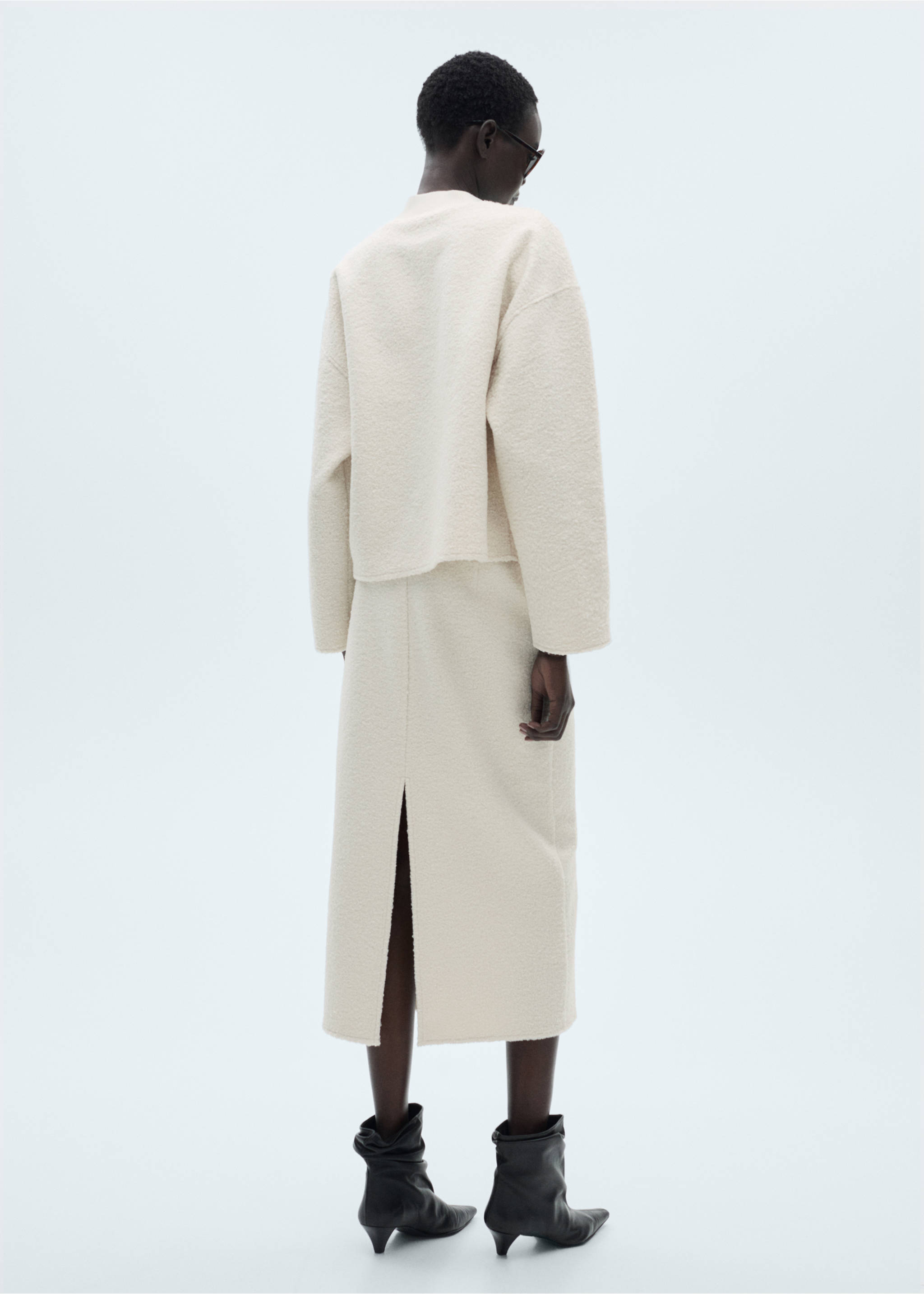 Jupe midi tissu bouclette - Verso de l’article, Écru. Ref: 87070611-00.