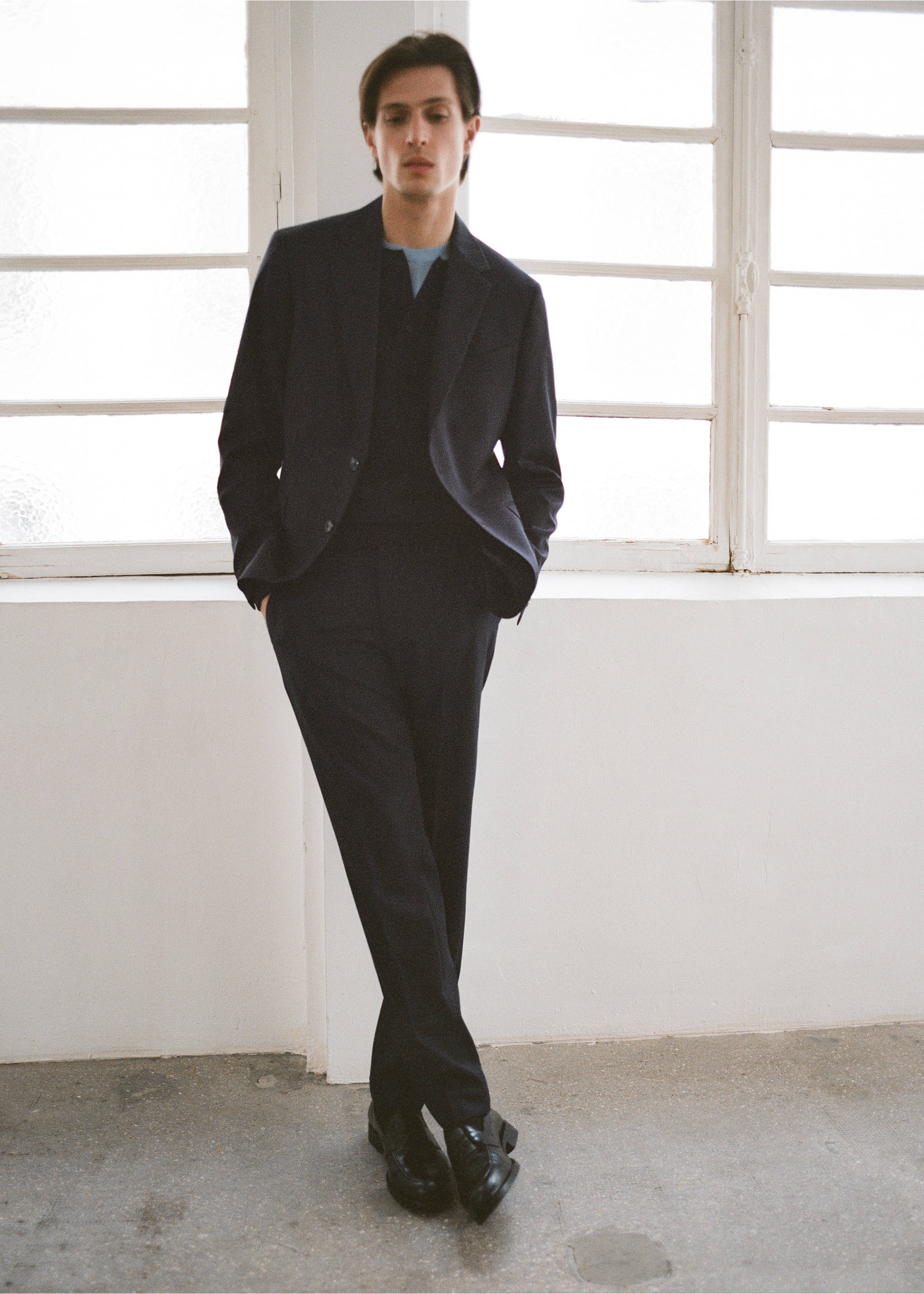 Anzughose Turin aus 100 % Wolle - Detail des Artikels 5, Dunkles Marineblau. Ref: 87070614-00.