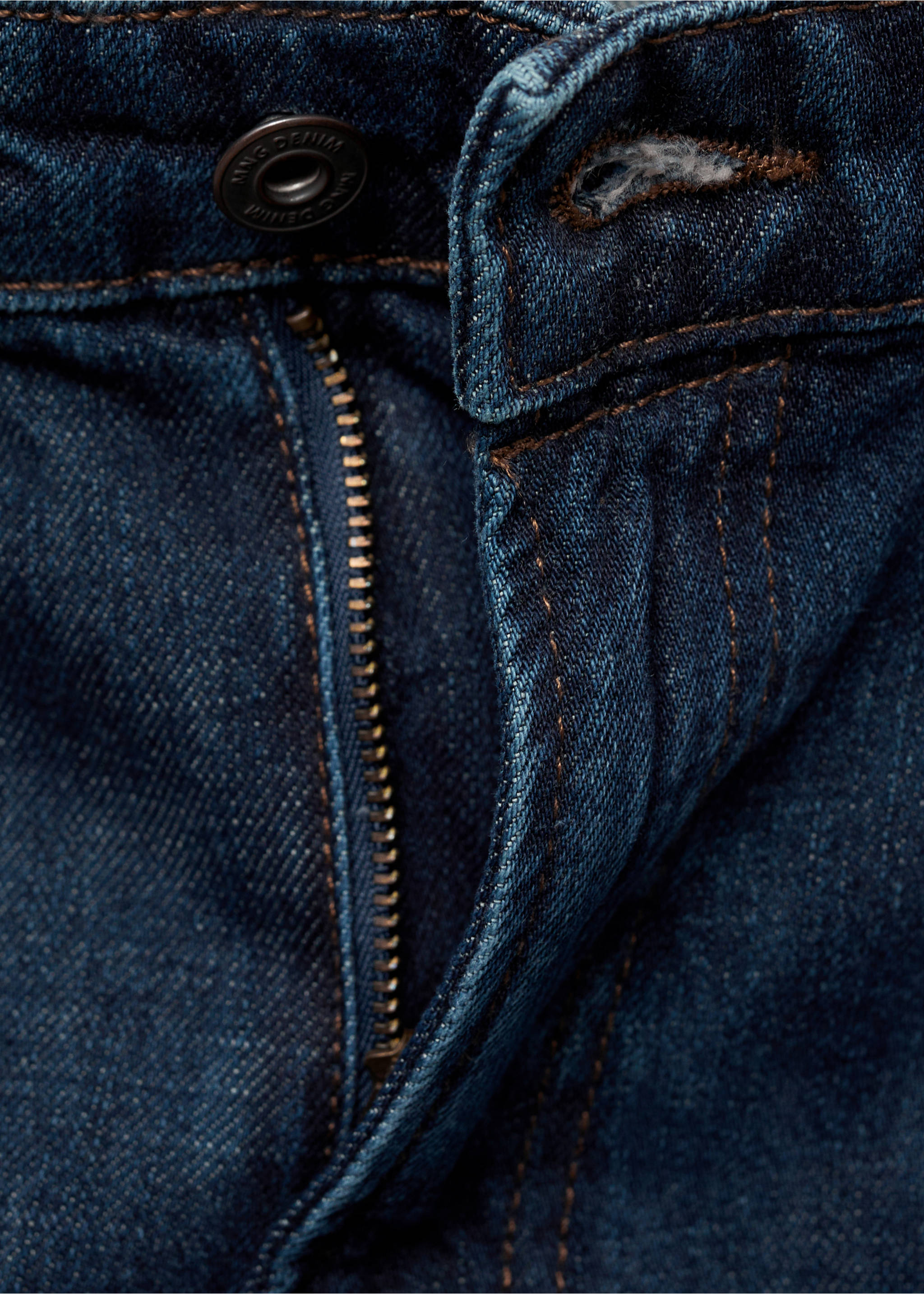 Tmavé džíny Moby straight fit - Detail zboží 8, Modrá. Ref: 87070618-00.