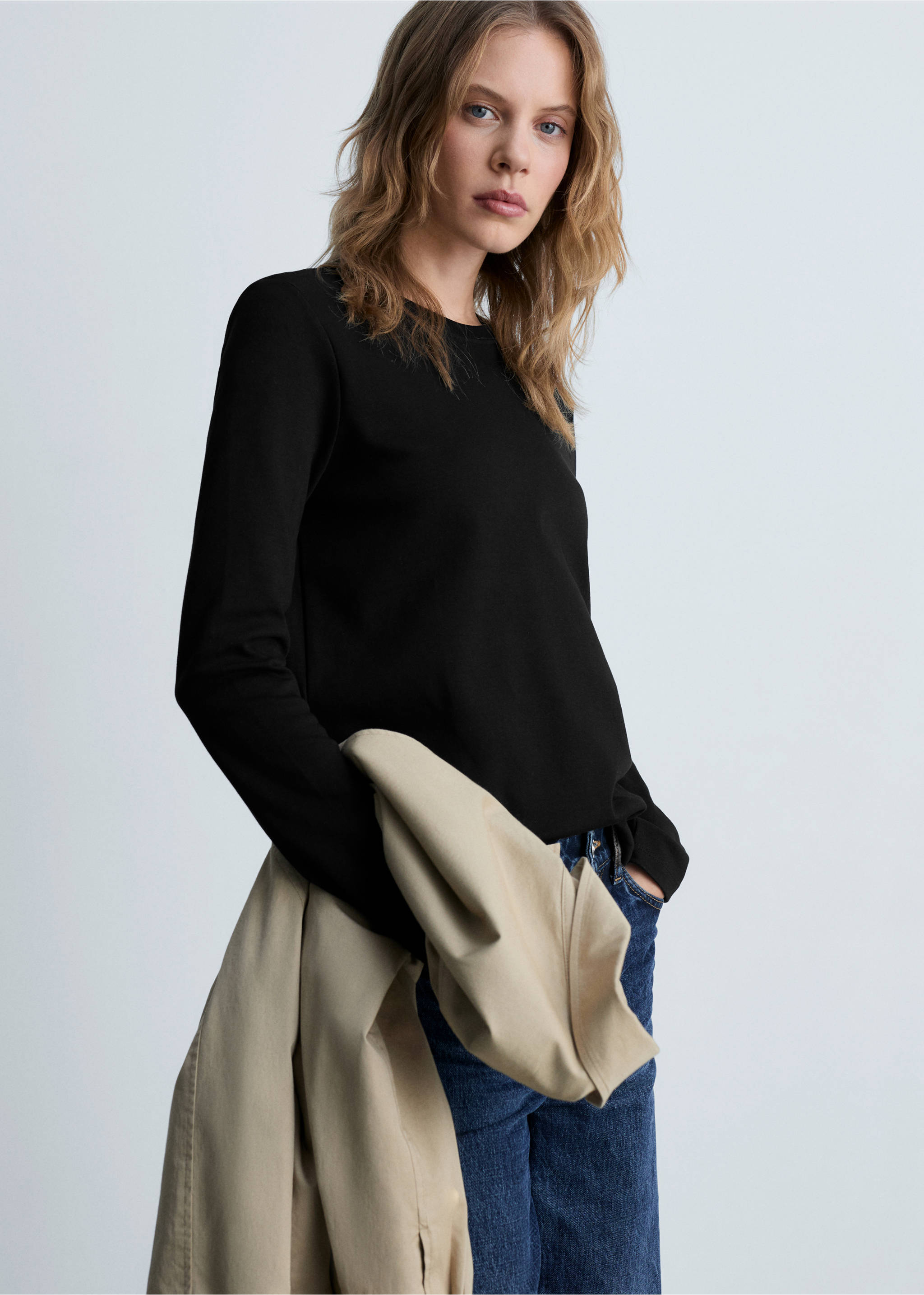 Long sleeve cotton t-shirt - Medium plane, Black. Ref: 87070624-00.