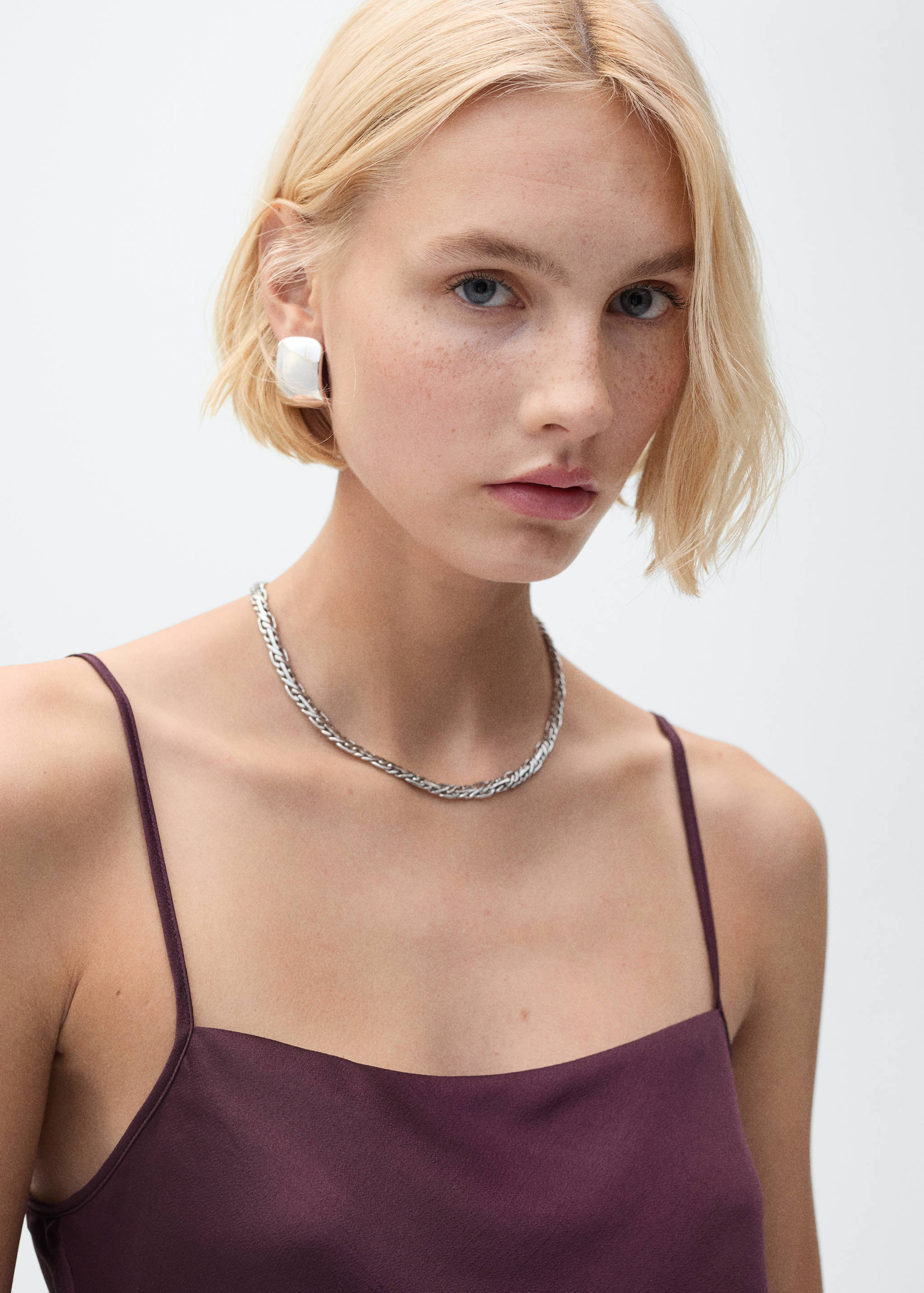 Top acetinado com alças finas - Pormenor do artigo 1