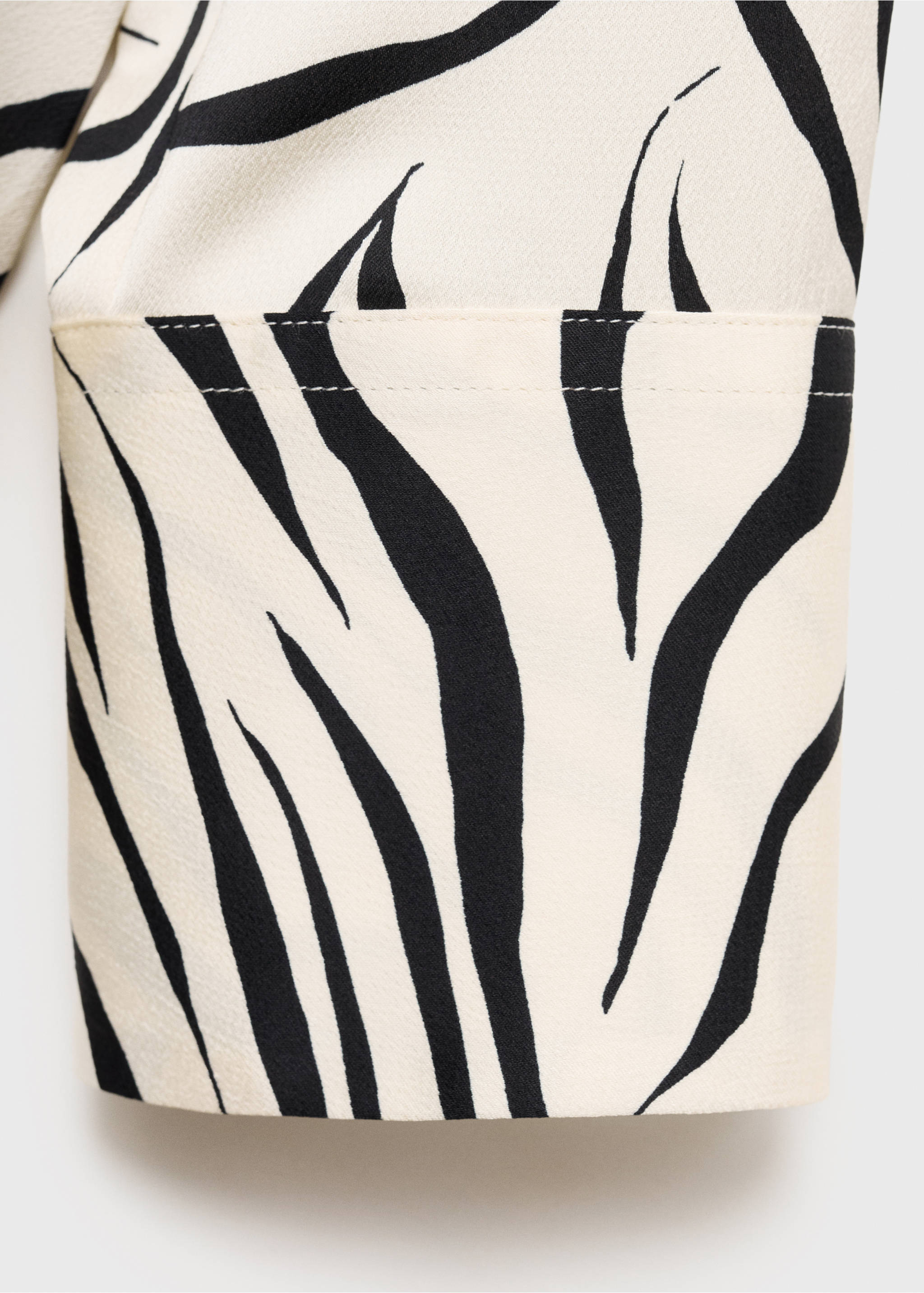 Satin print shirt - Details of the article 0, Ecru. Ref: 87070639-00.