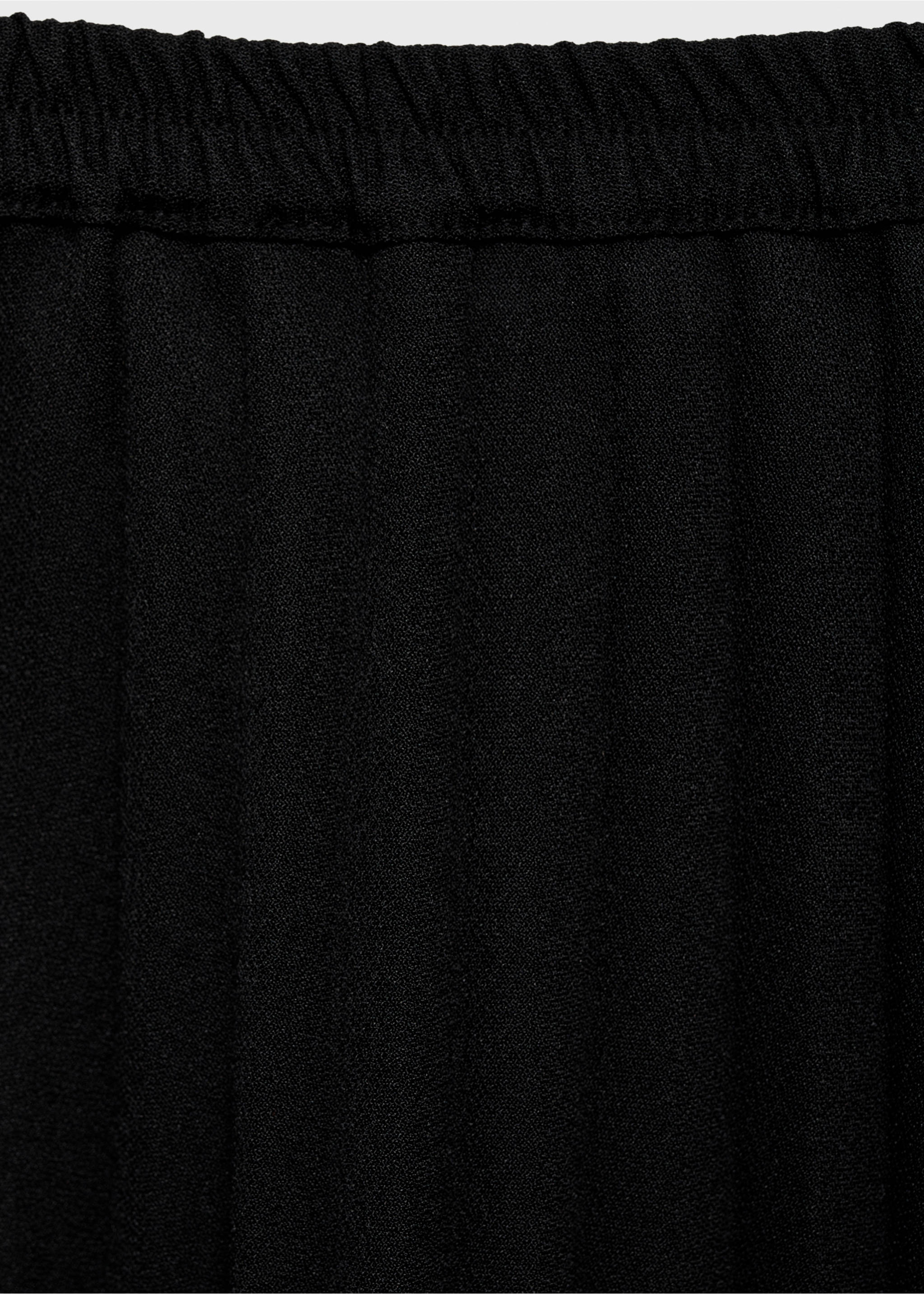 Pleated long skirt - Details of the article 8, Black. Ref: 87071046-00.