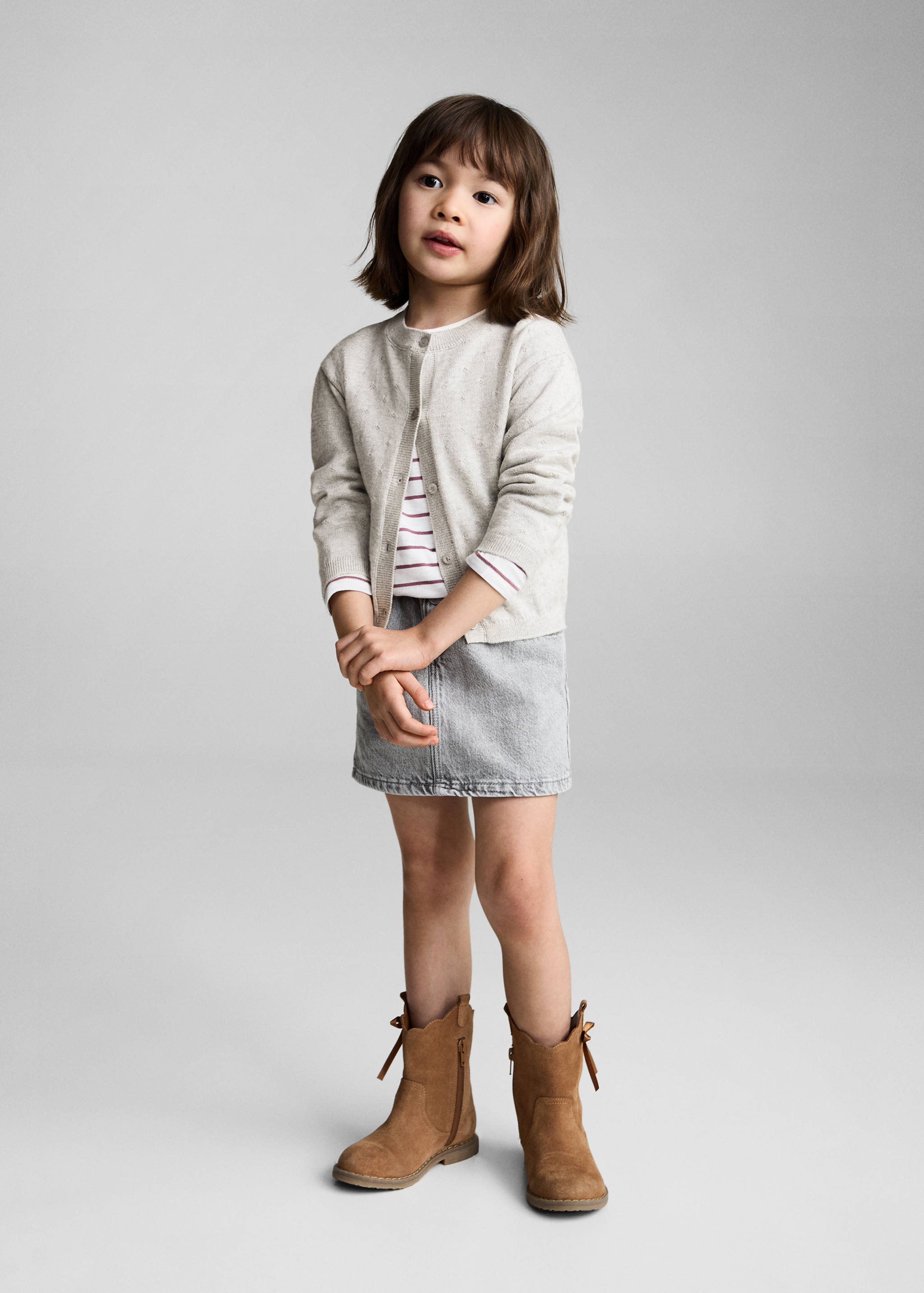 Button knit cardigan - General plane