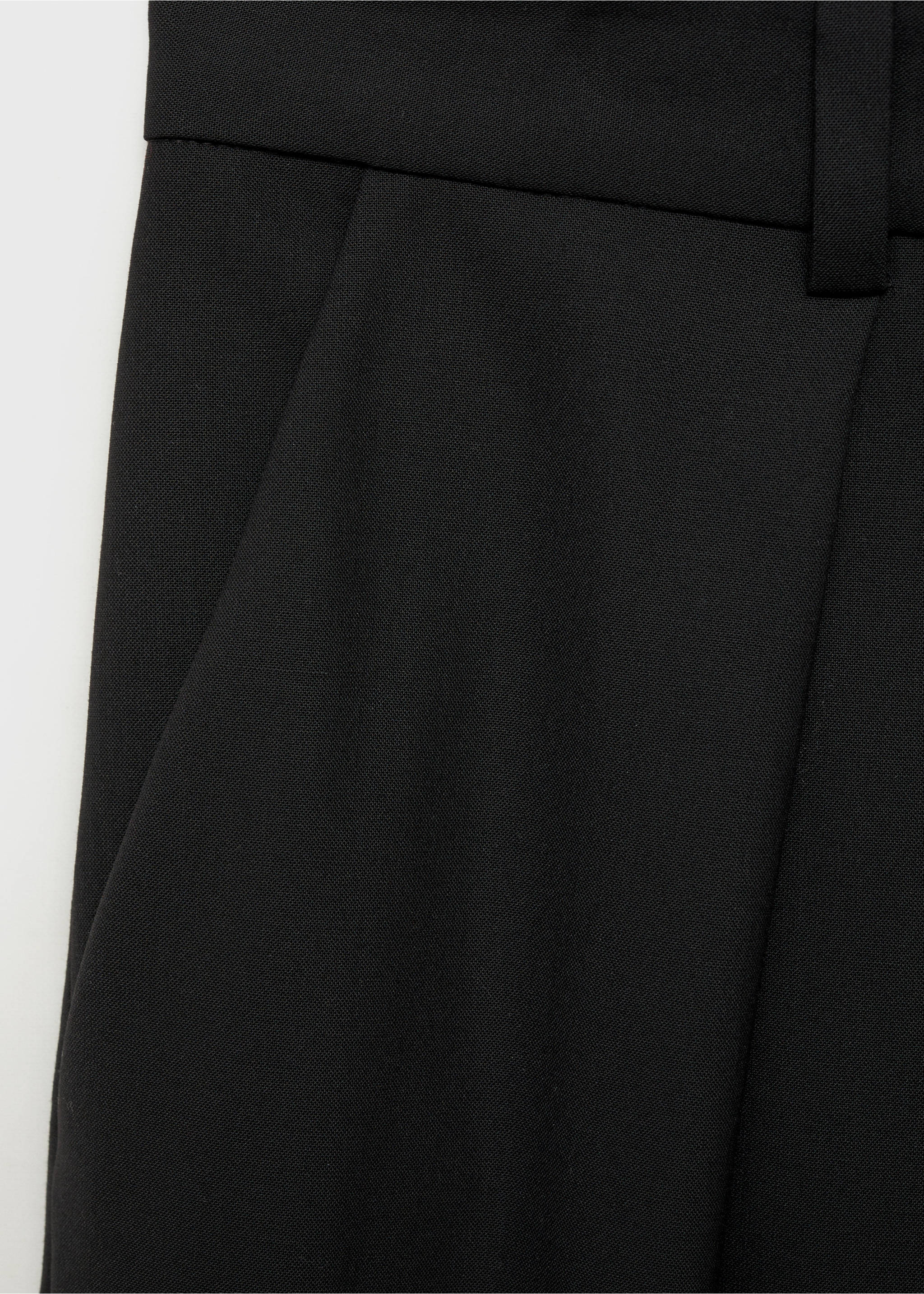 Straight-fit pleated trousers - Details of the article 8, Charcoal. Ref: 87071056-00.