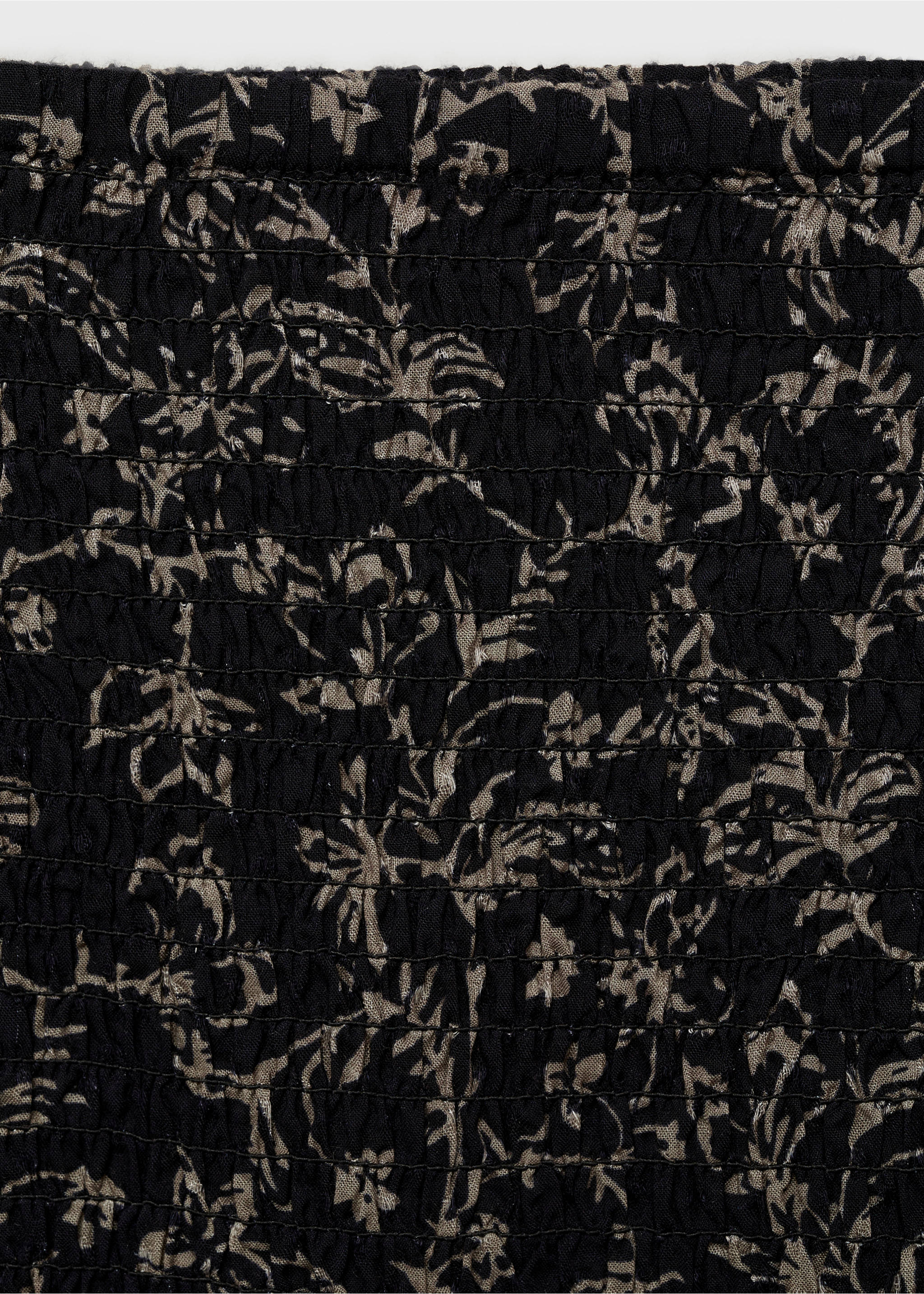 Saia enrugada com folho - Pormenor do artigo 8, Preto. Ref: 87071512-00.