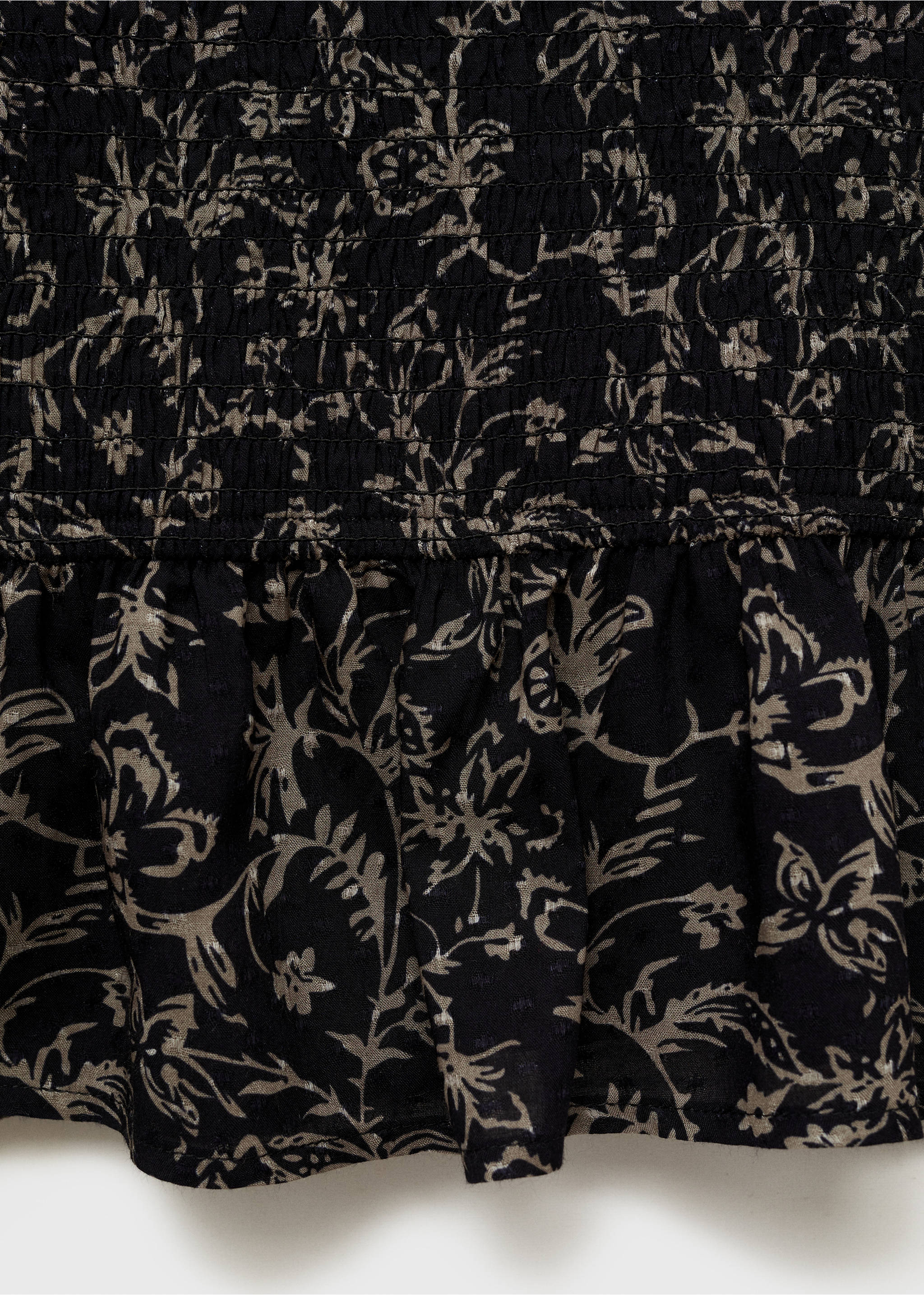 Saia enrugada com folho - Pormenor do artigo 0, Preto. Ref: 87071512-00.