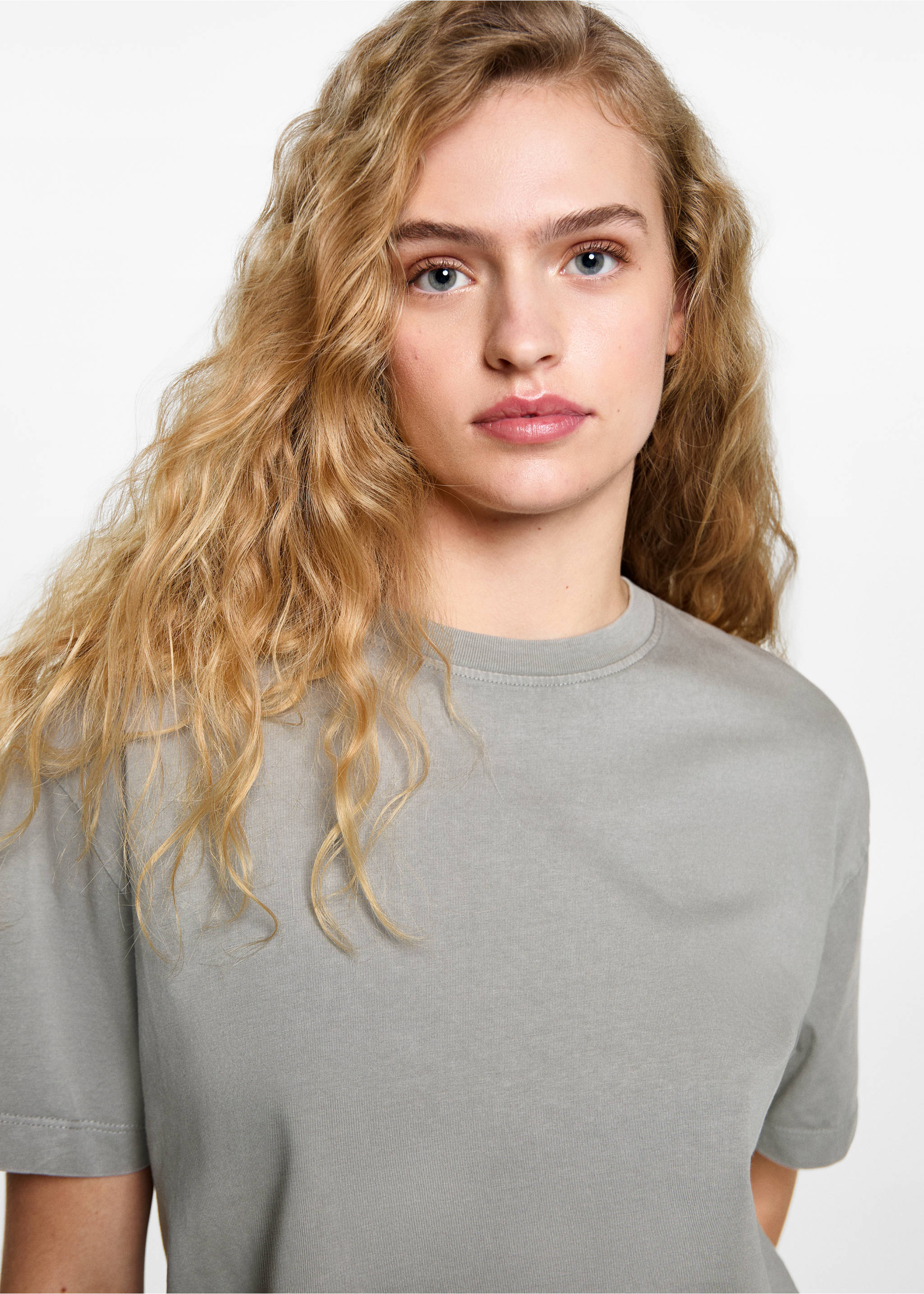 Základní crop top - Detail zboží 1, Šedá. Ref: 87071514-00.