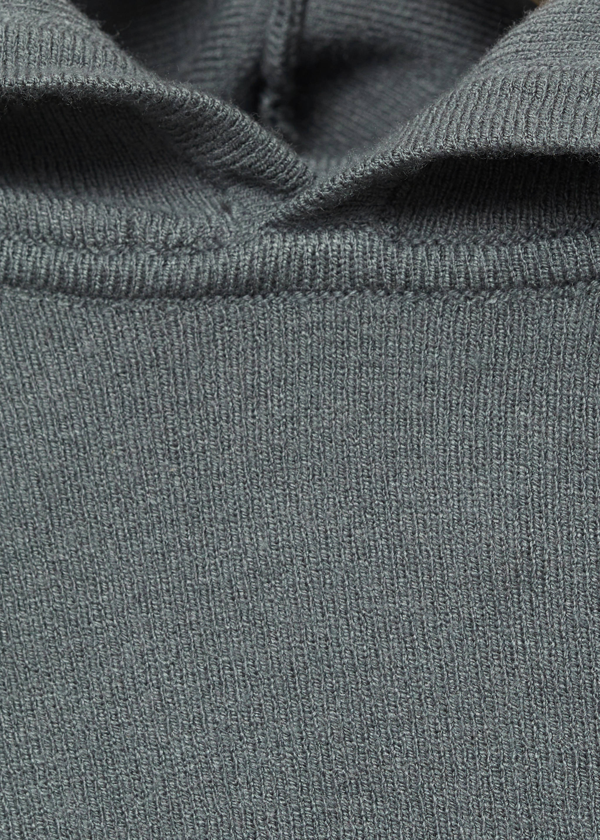 Hooded knit sweater - Details of the article 8