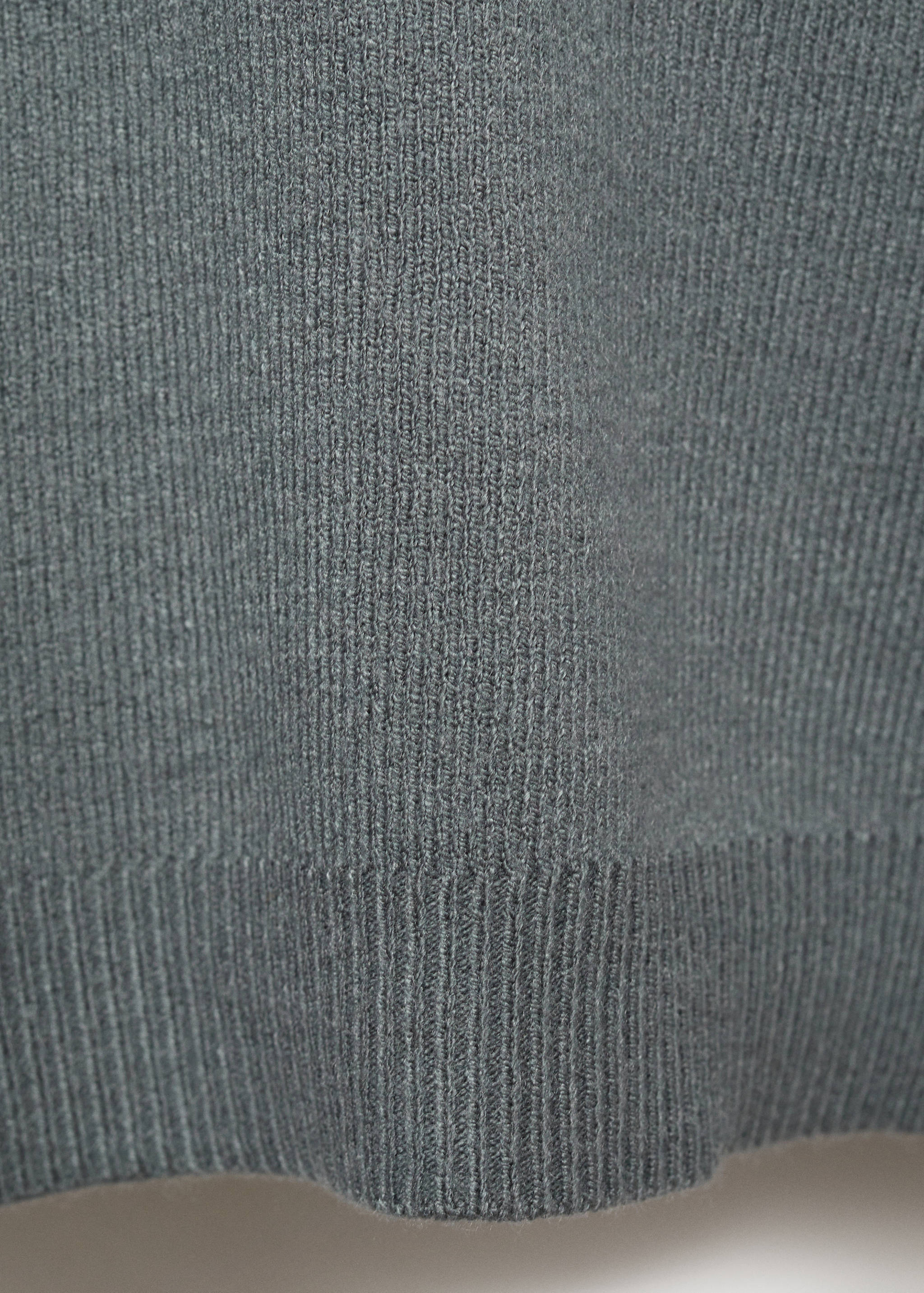 Hooded knit sweater - Details of the article 0