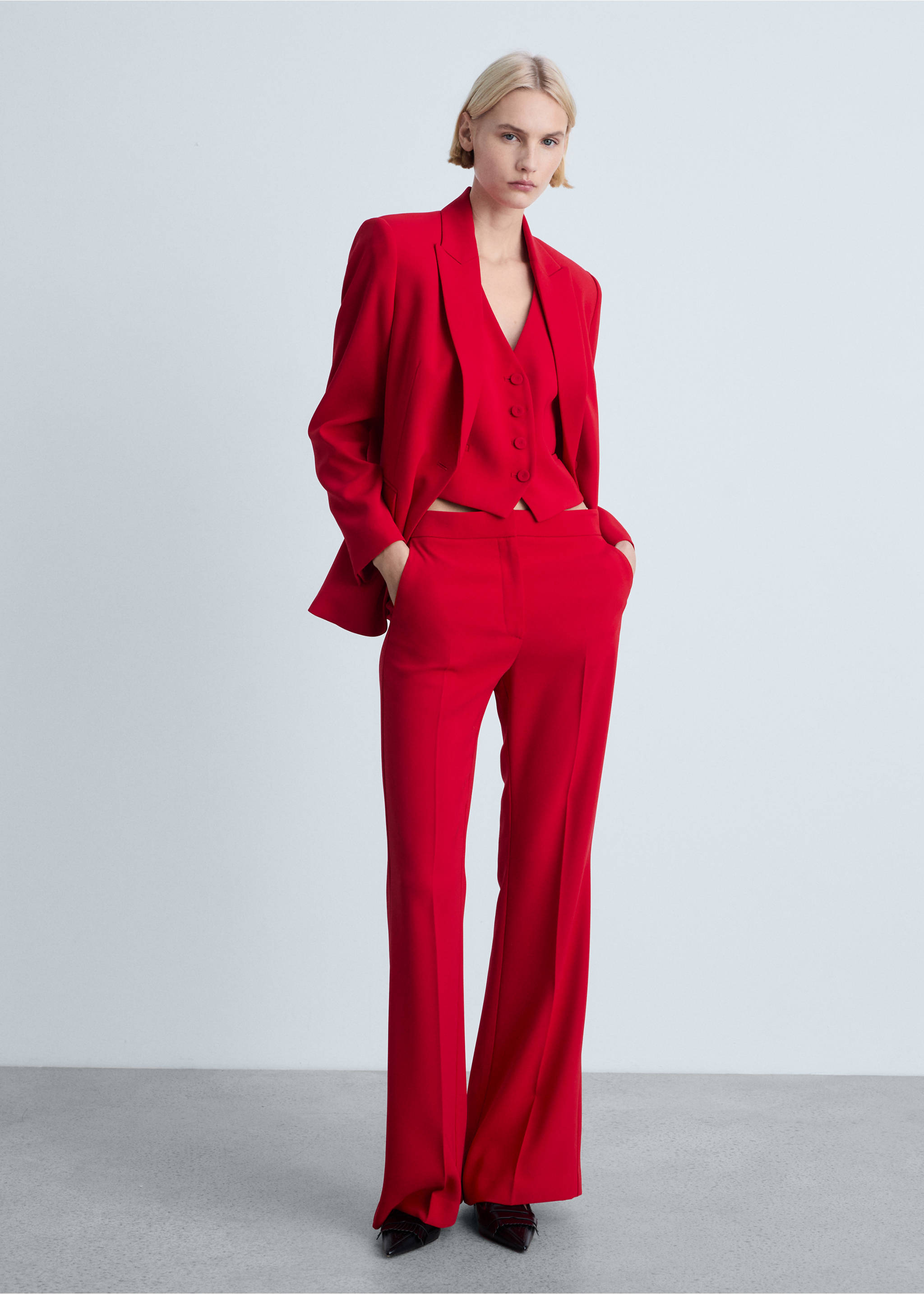 Blazer costume structuré - Plan général, Rouge. Ref: 87071518-00.