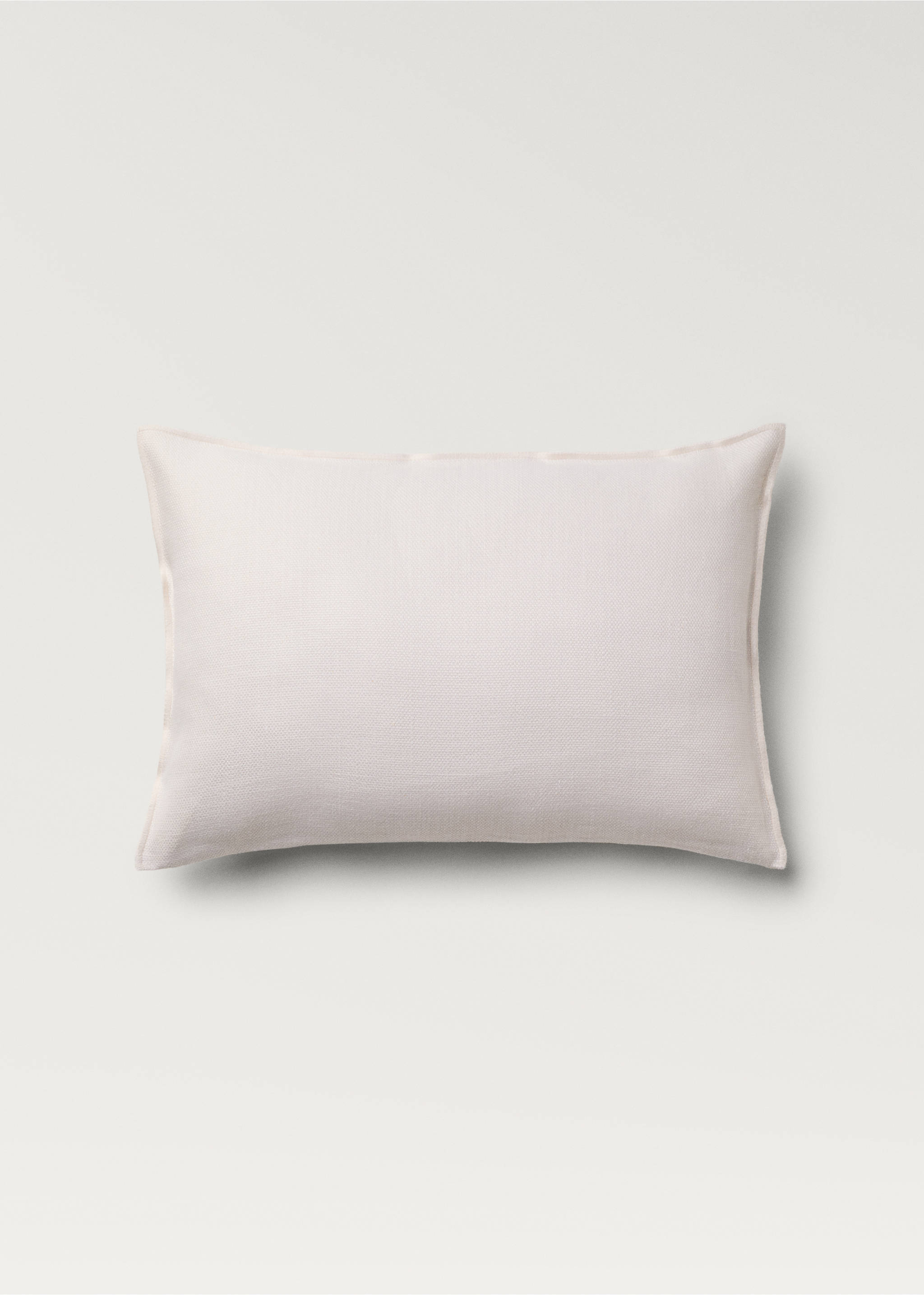 "Housse de coussin en lin avec détail overlock texture 40x60 cm" - Article sans modèle, Écru. Ref: 87071521-00.