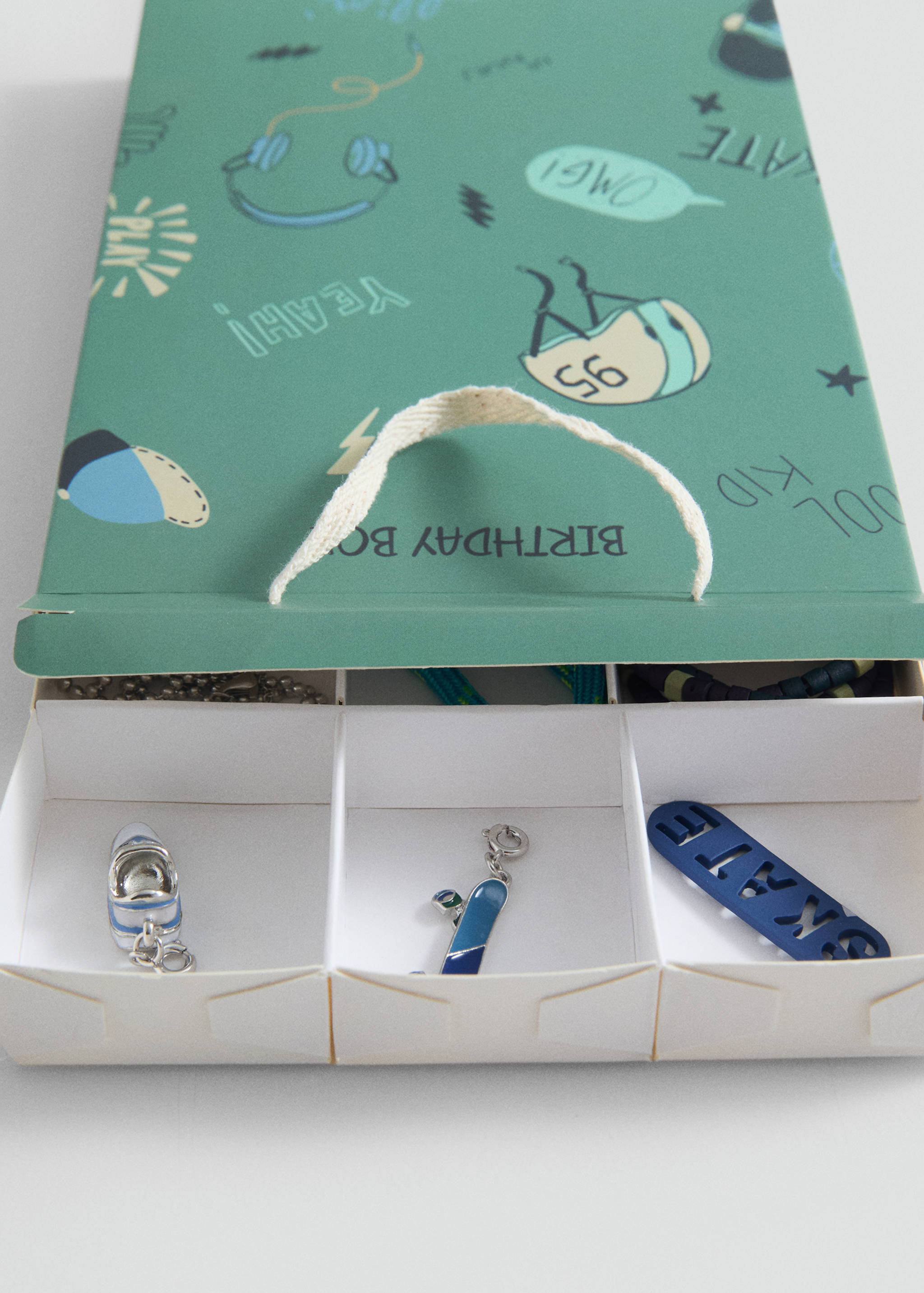 Coffret cadeau d'anniversaire - Détail de l'article 2