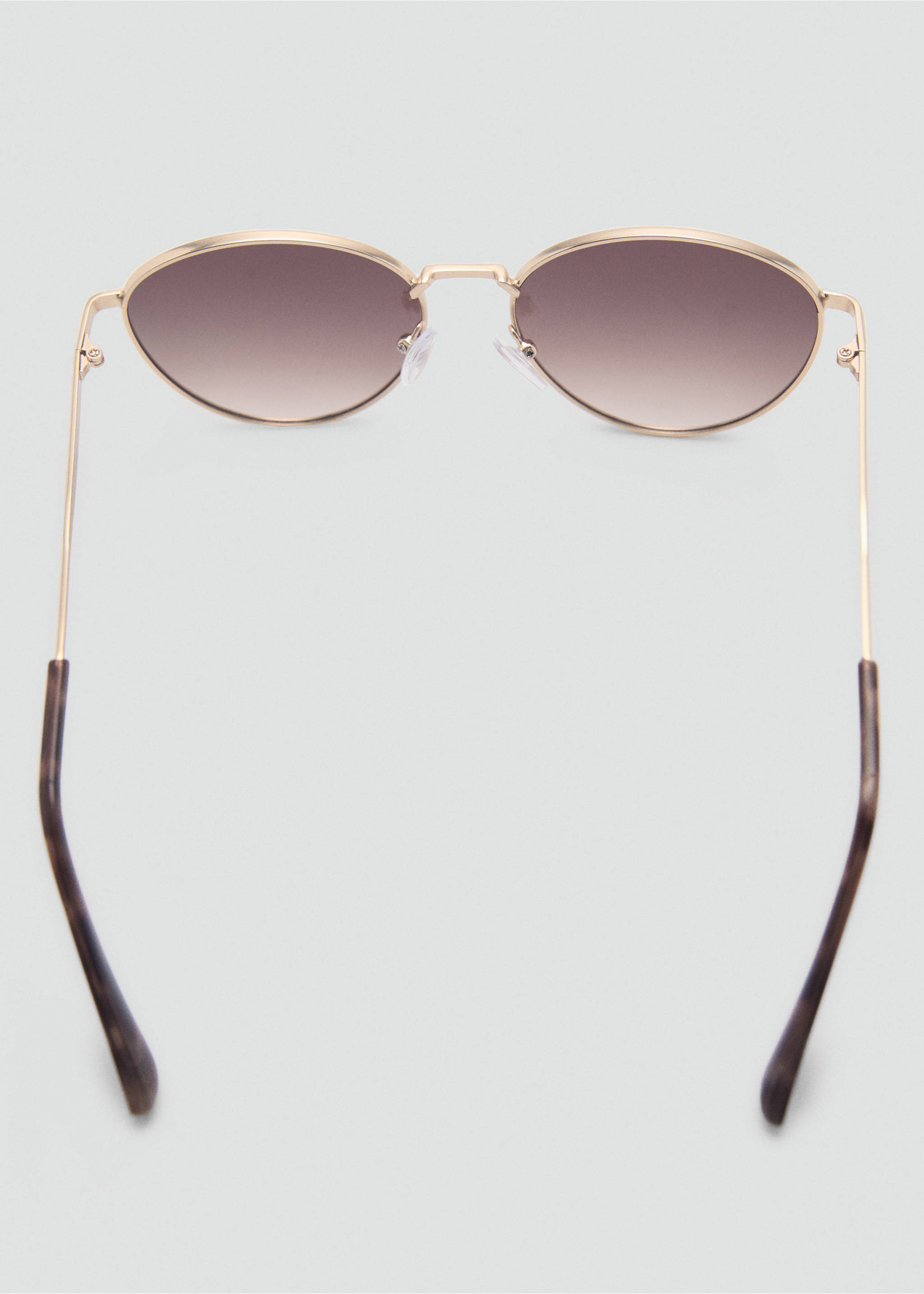 Gafas de sol montura metálica - Detalle del artículo 1, Oro. Ref: 87072534-00.
