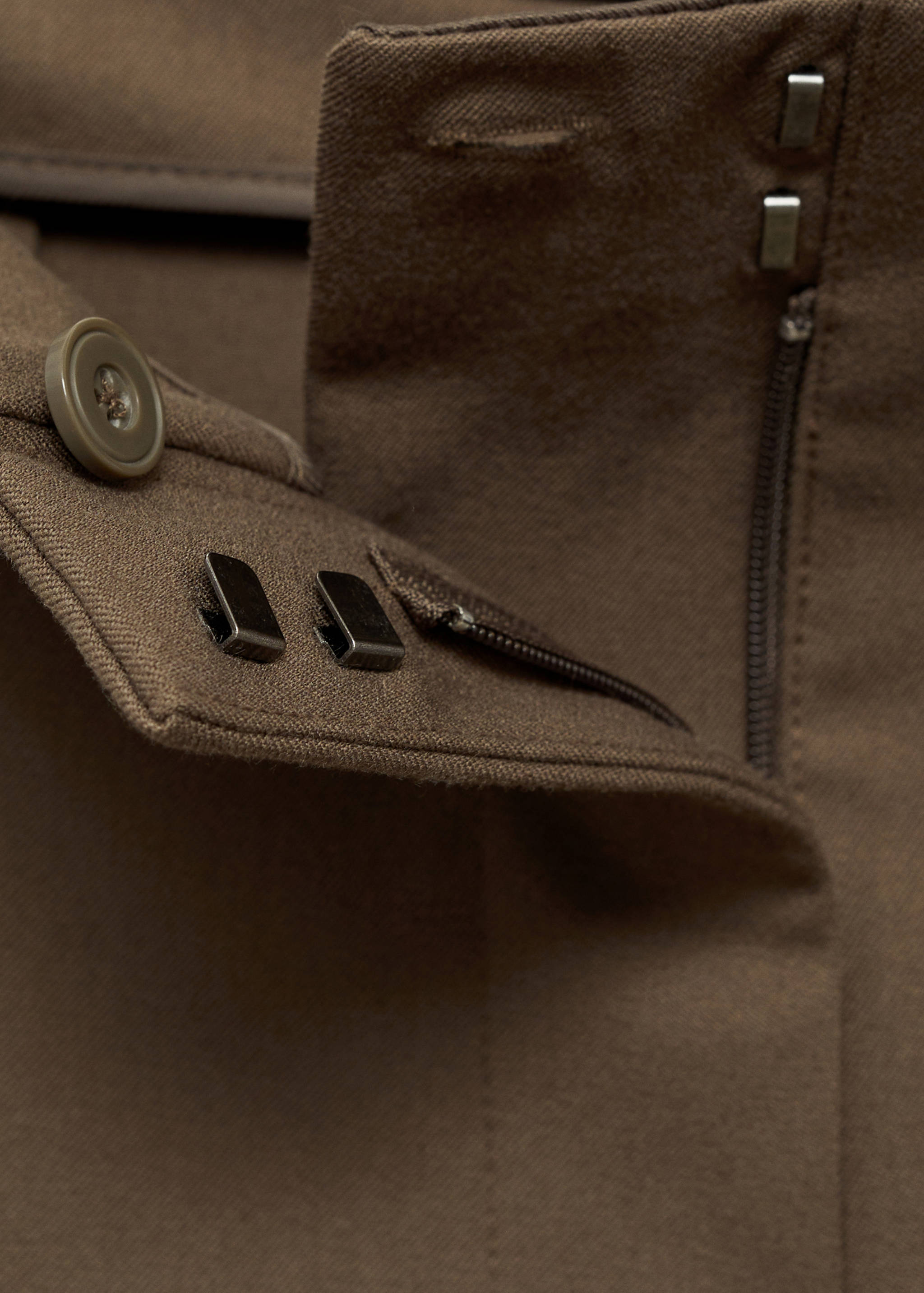 Mid-rise flare pants - Details of the article 8