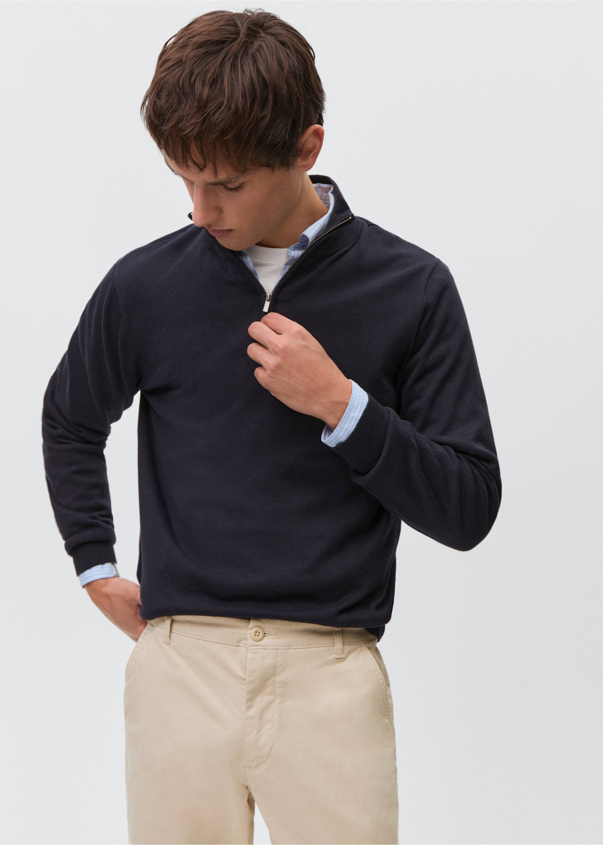 Cotton chinos - Medium plane, Ice Grey. Ref: 87072541-00.