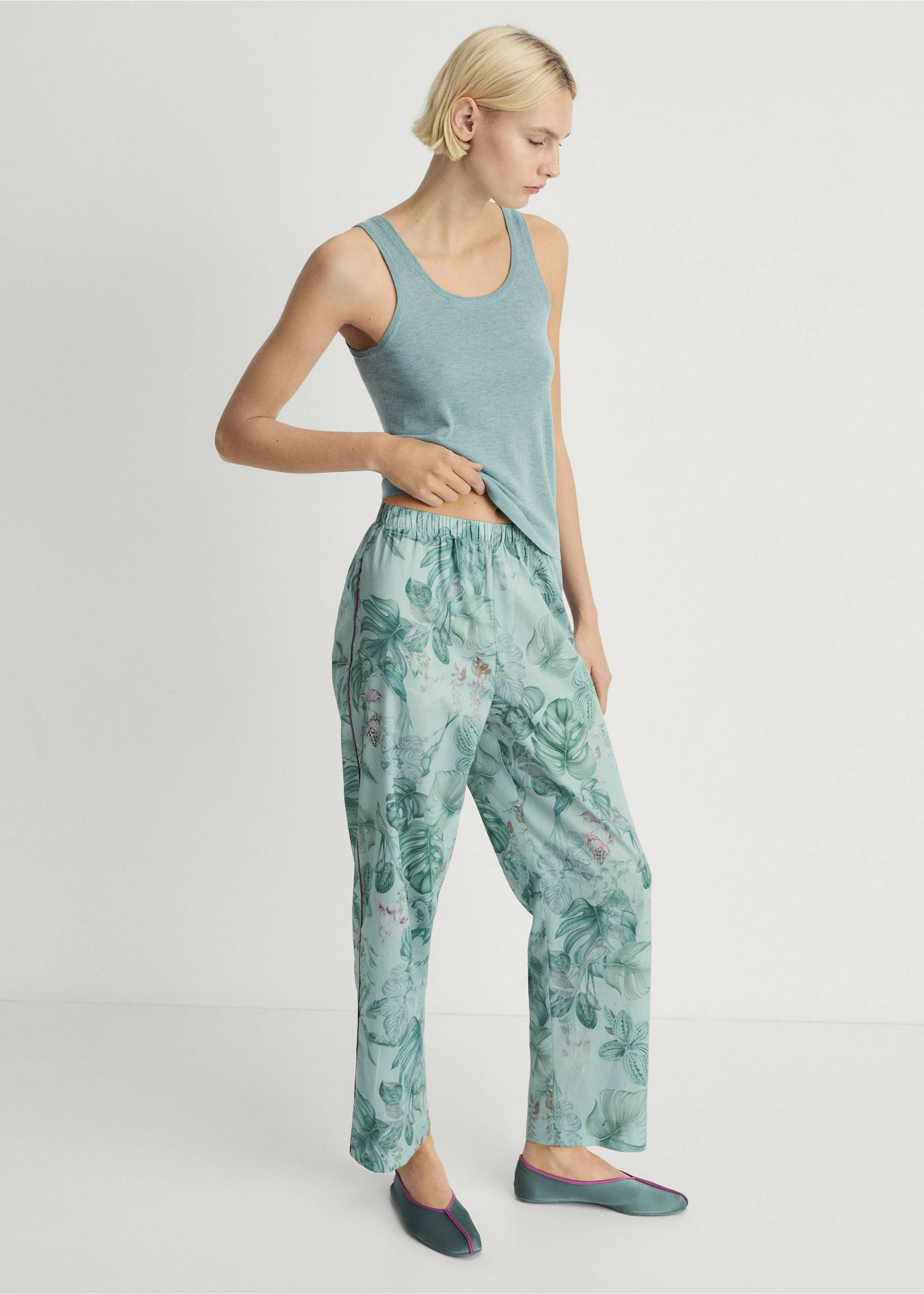 Camiseta punto tirantes - Plano general, Verde menta. Ref: 87072892-00.