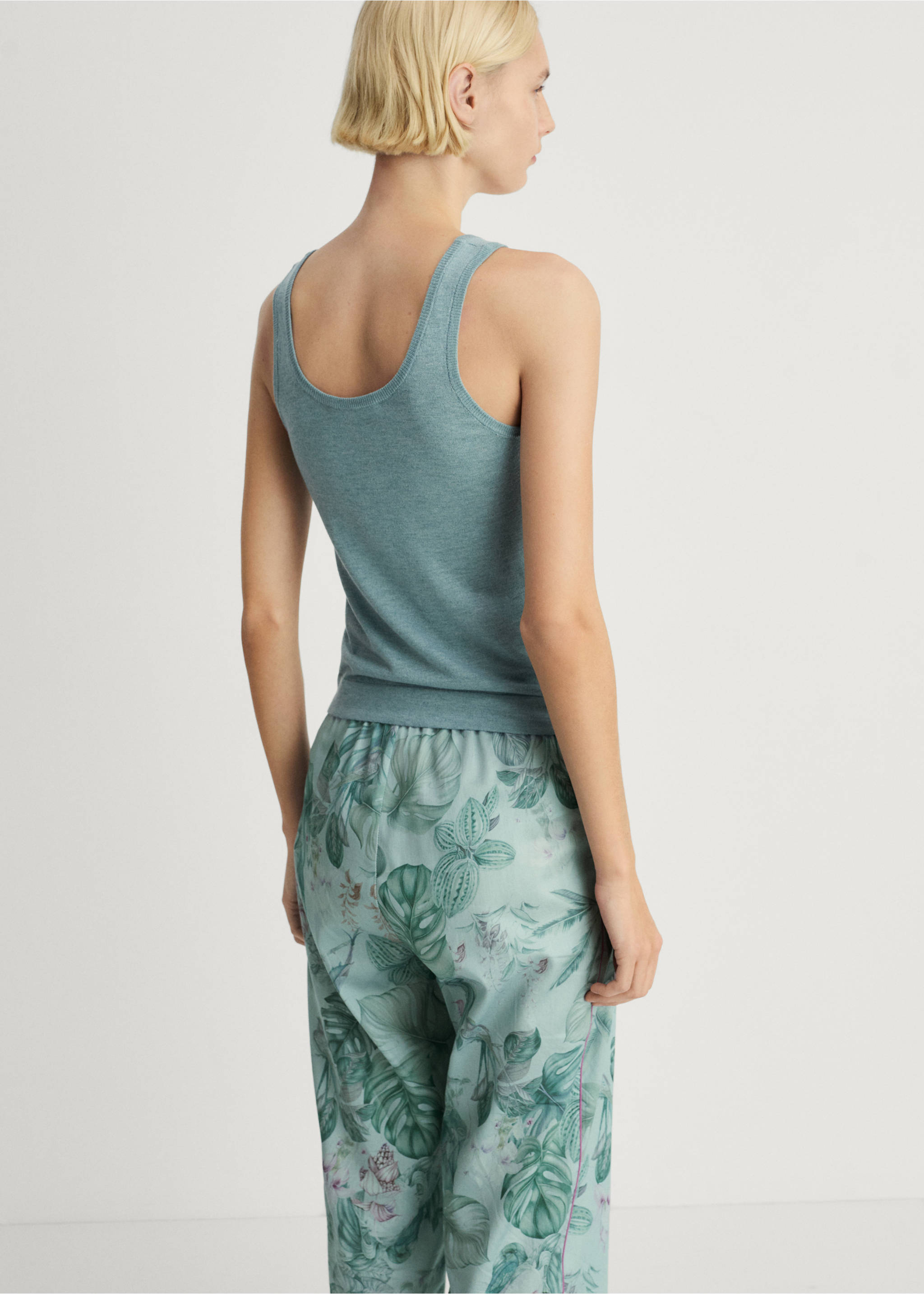 Camiseta punto tirantes - Reverso del artículo, Verde menta. Ref: 87072892-00.