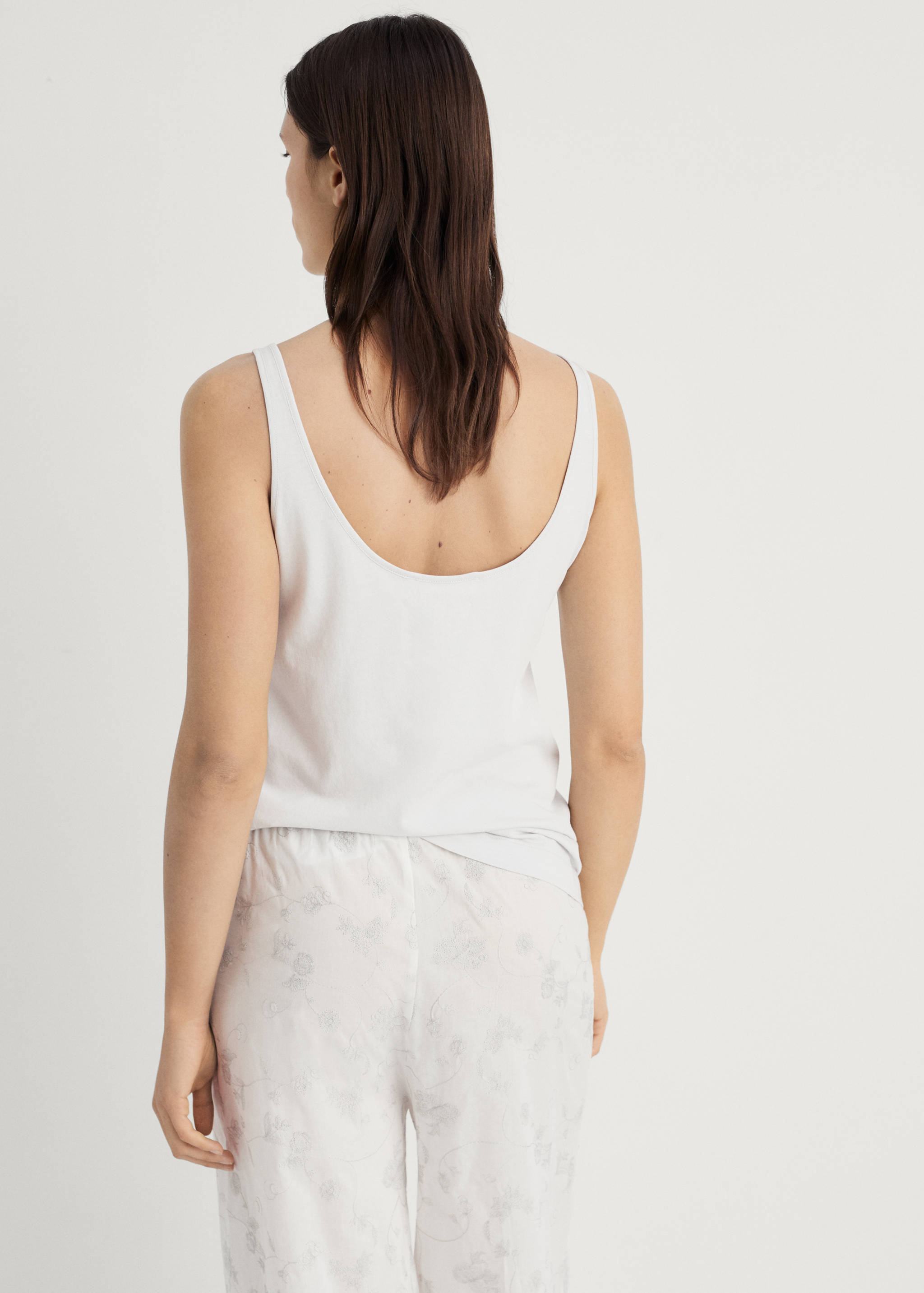 Pyjama top with straps - Reverse of the article