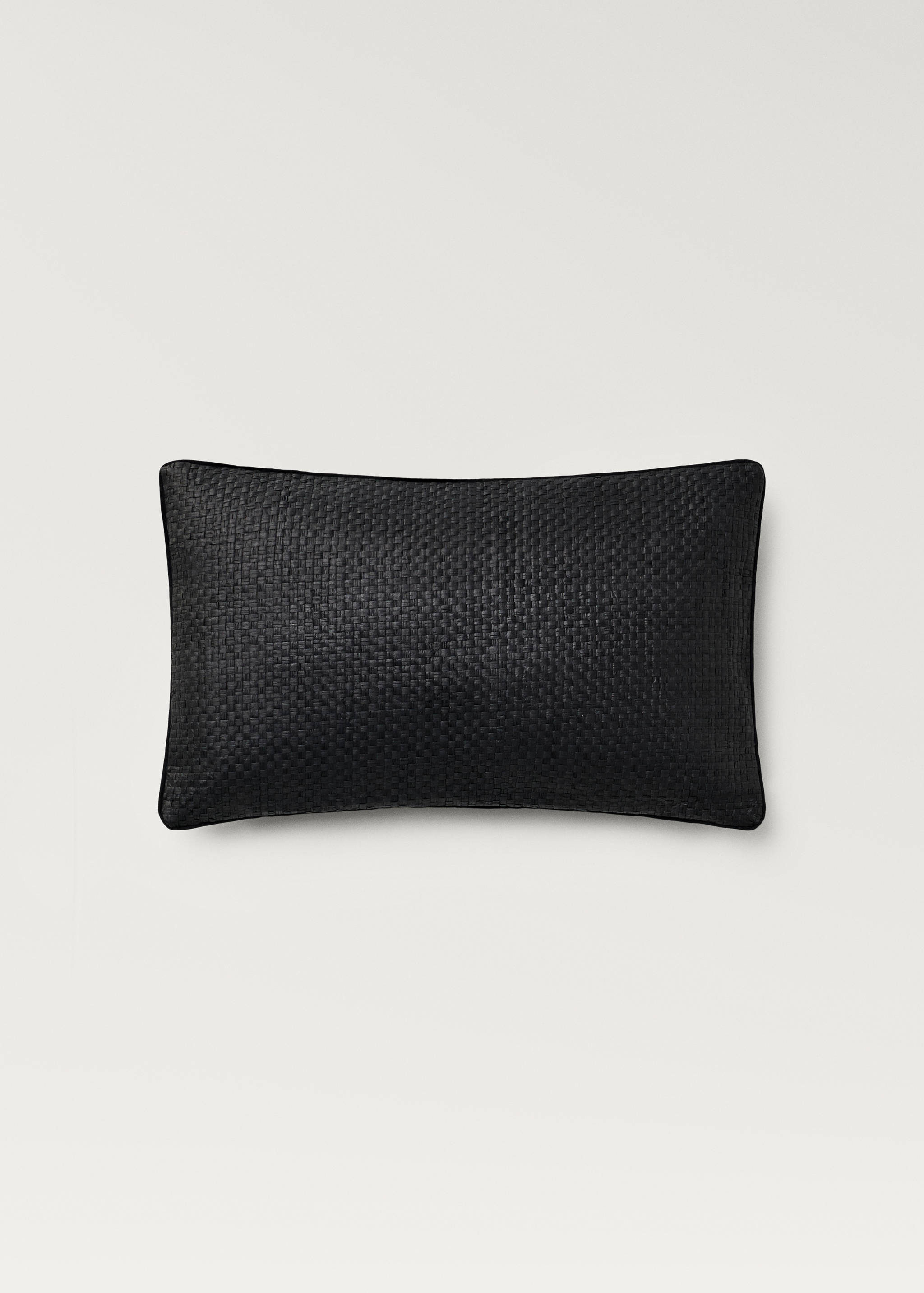 Kissenbezug aus geflochtenem Papier mit Borte, 30 x 50 cm - Artikel ohne Model