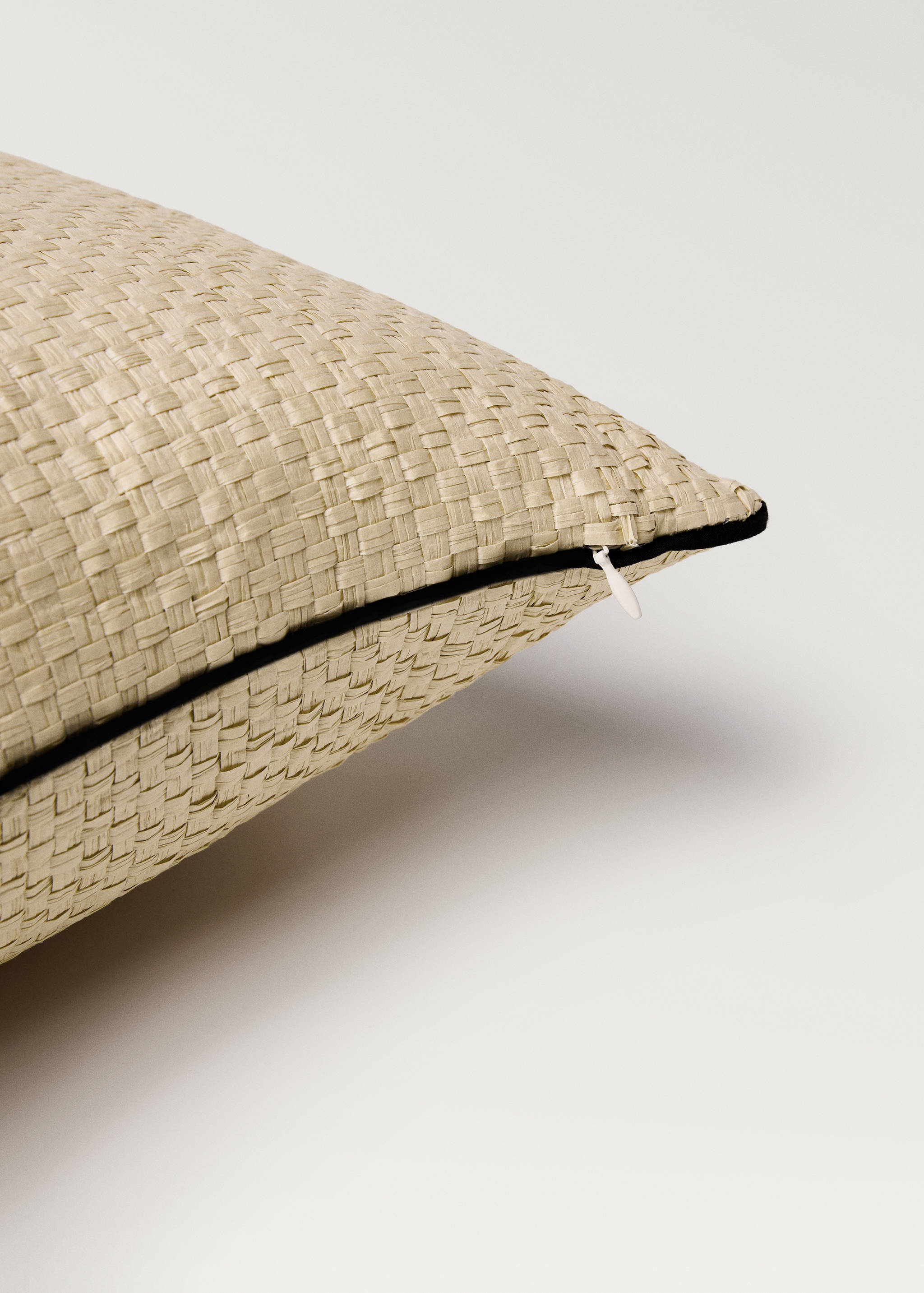 Woven paper cushion cover with piping 45x45cm - Details of the article 1
