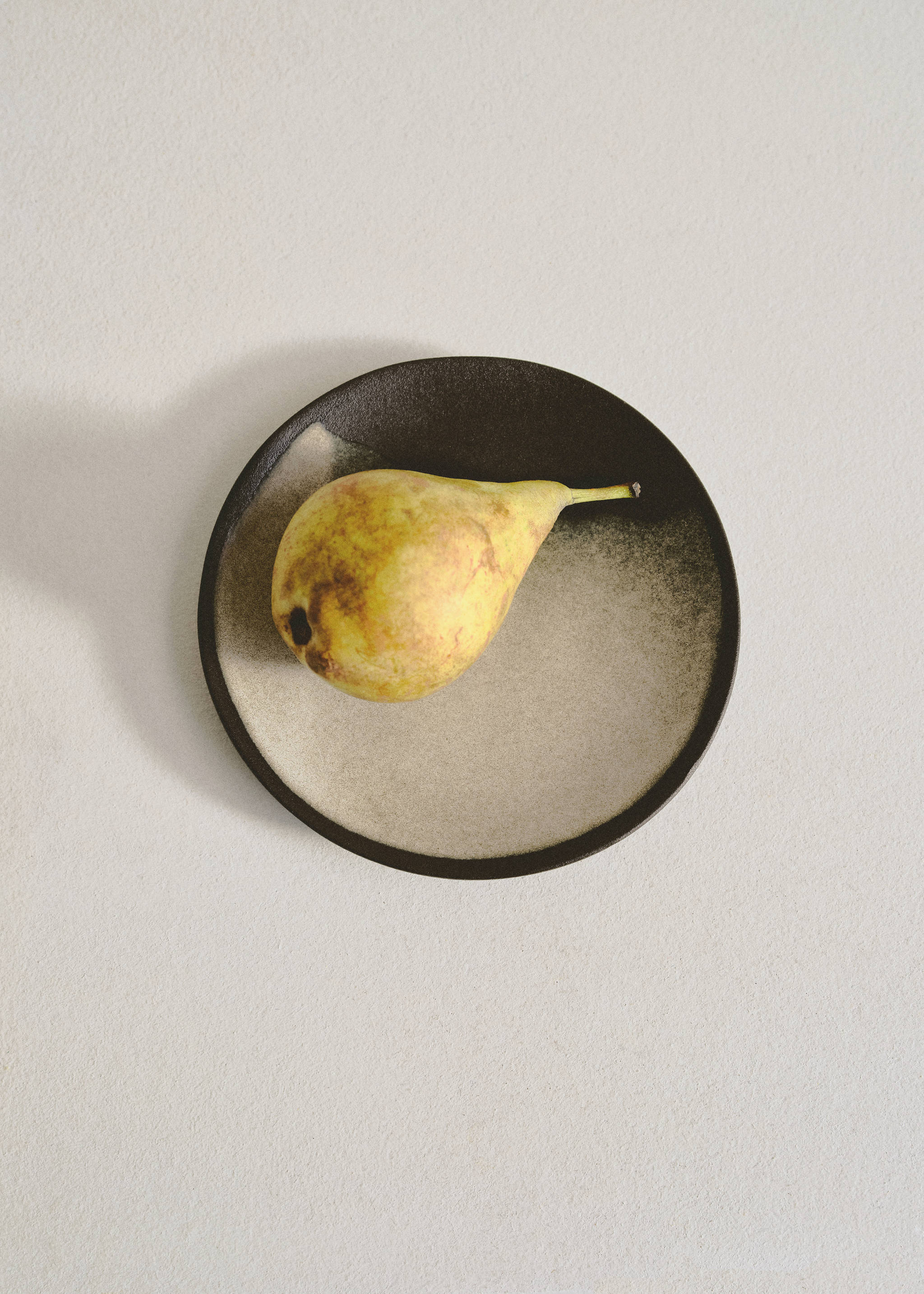Two-tone stoneware plate - Details of the article 6