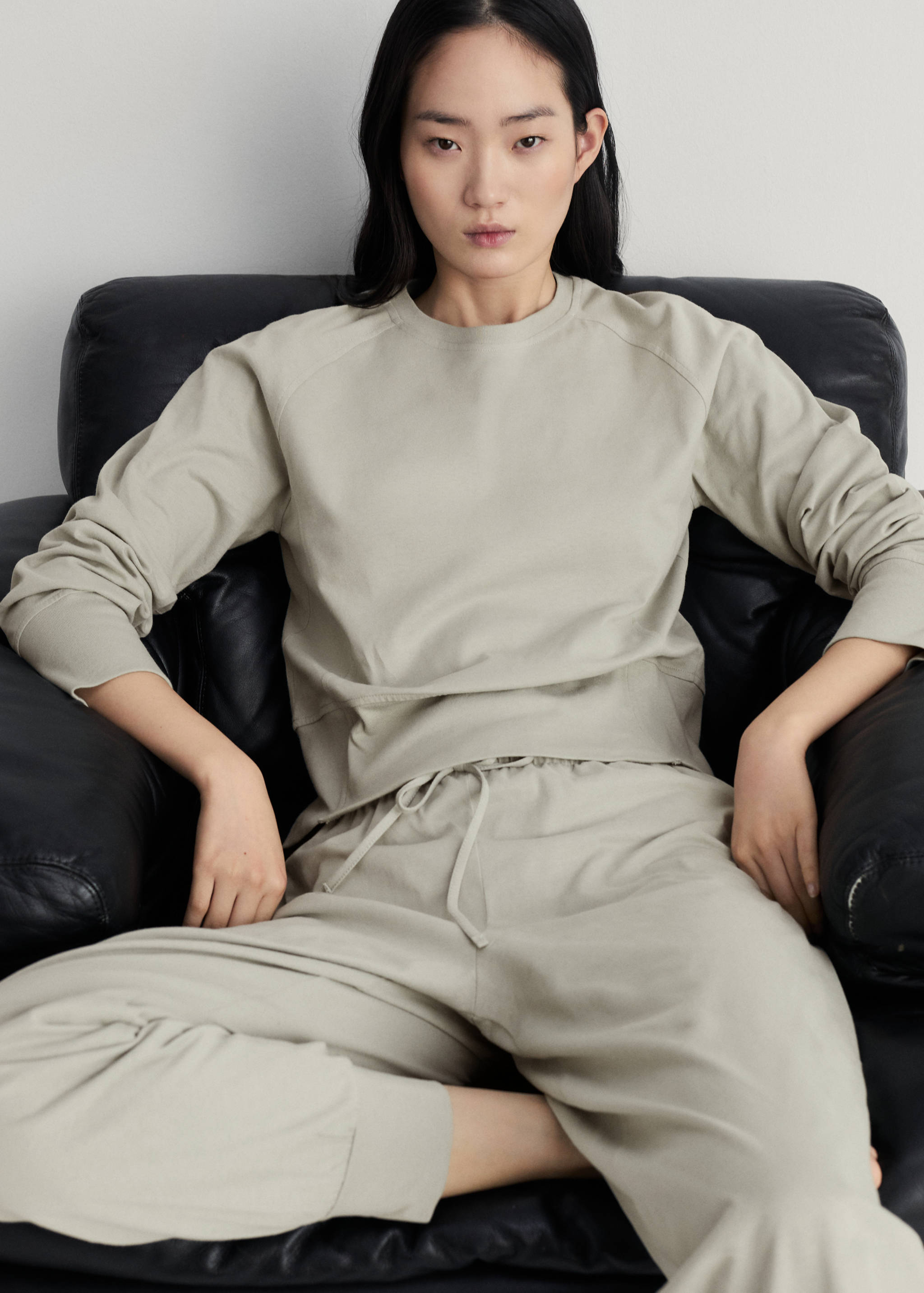 Pantalón algodón acabado soft - Plano medio