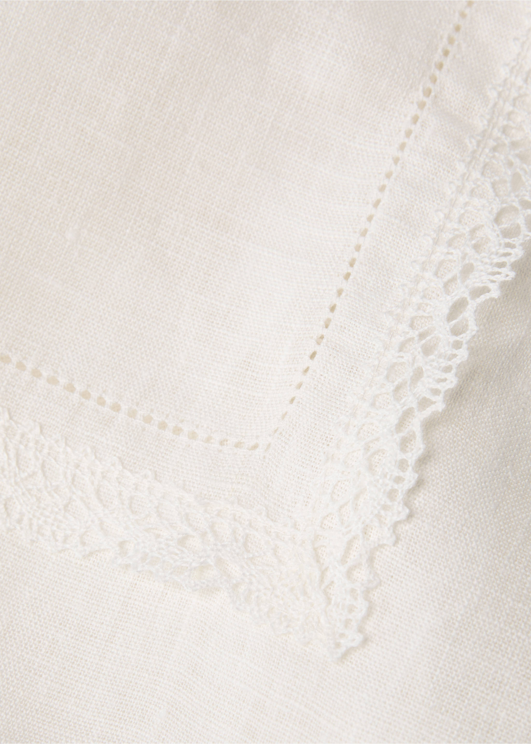 Nappe 100 % lin dentelle pour 6 à 8 convives - Détail de l'article 1, Écru. Ref: 87072976-00.