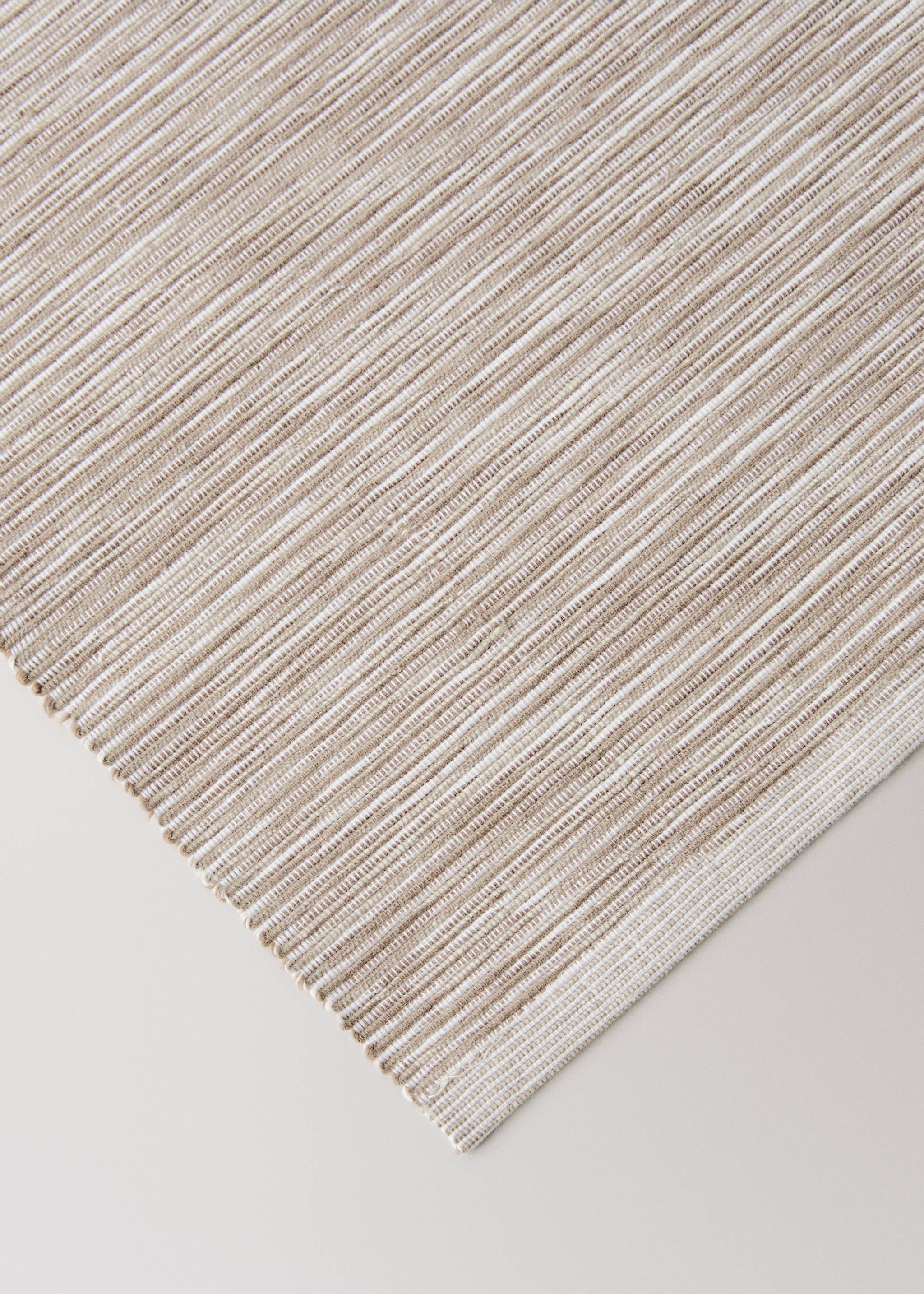 Beige and white striped textured individual placemat detail., Sand. Ref: 87072978-00.
