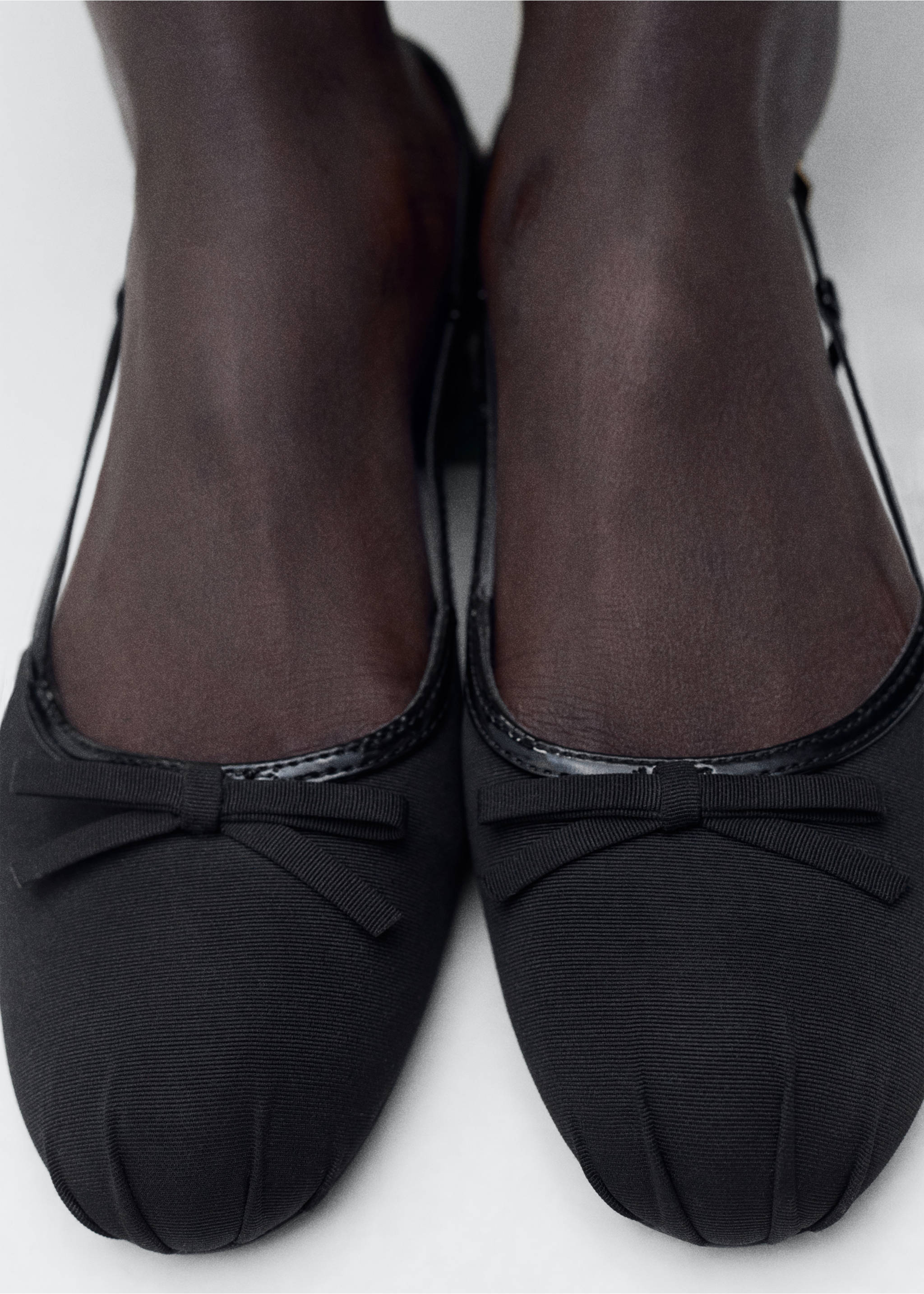 Ballet flats with decorative bow tie - Details of the article 9, Black. Ref: 87073270-00.